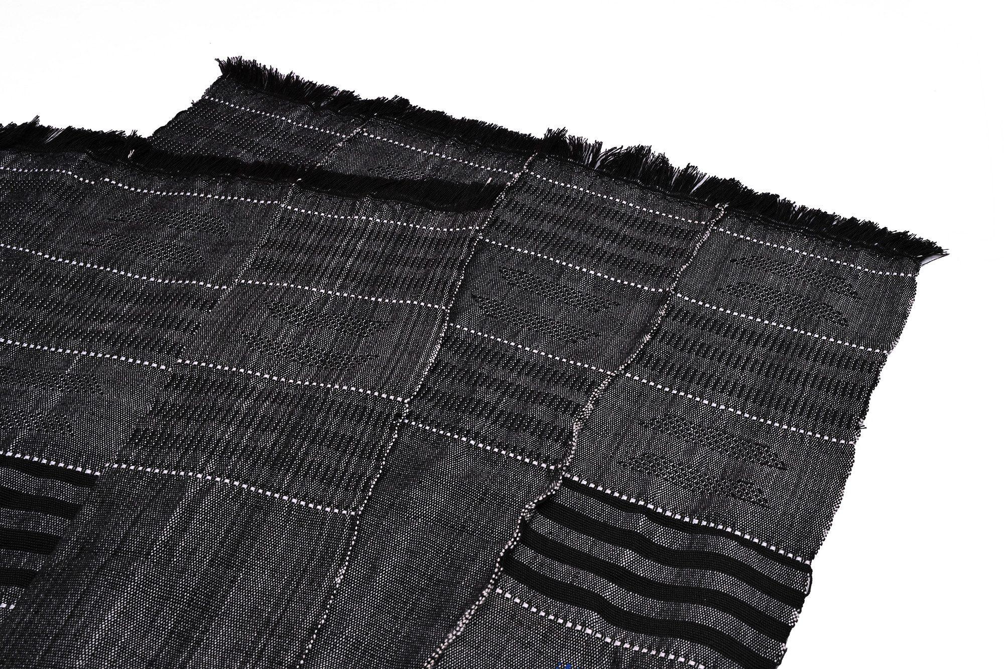 Goodman Design Tischläufer Handgefertigter Tischläufer aus traditionellem Kente-Stoff, Handgewebt in Ghana
