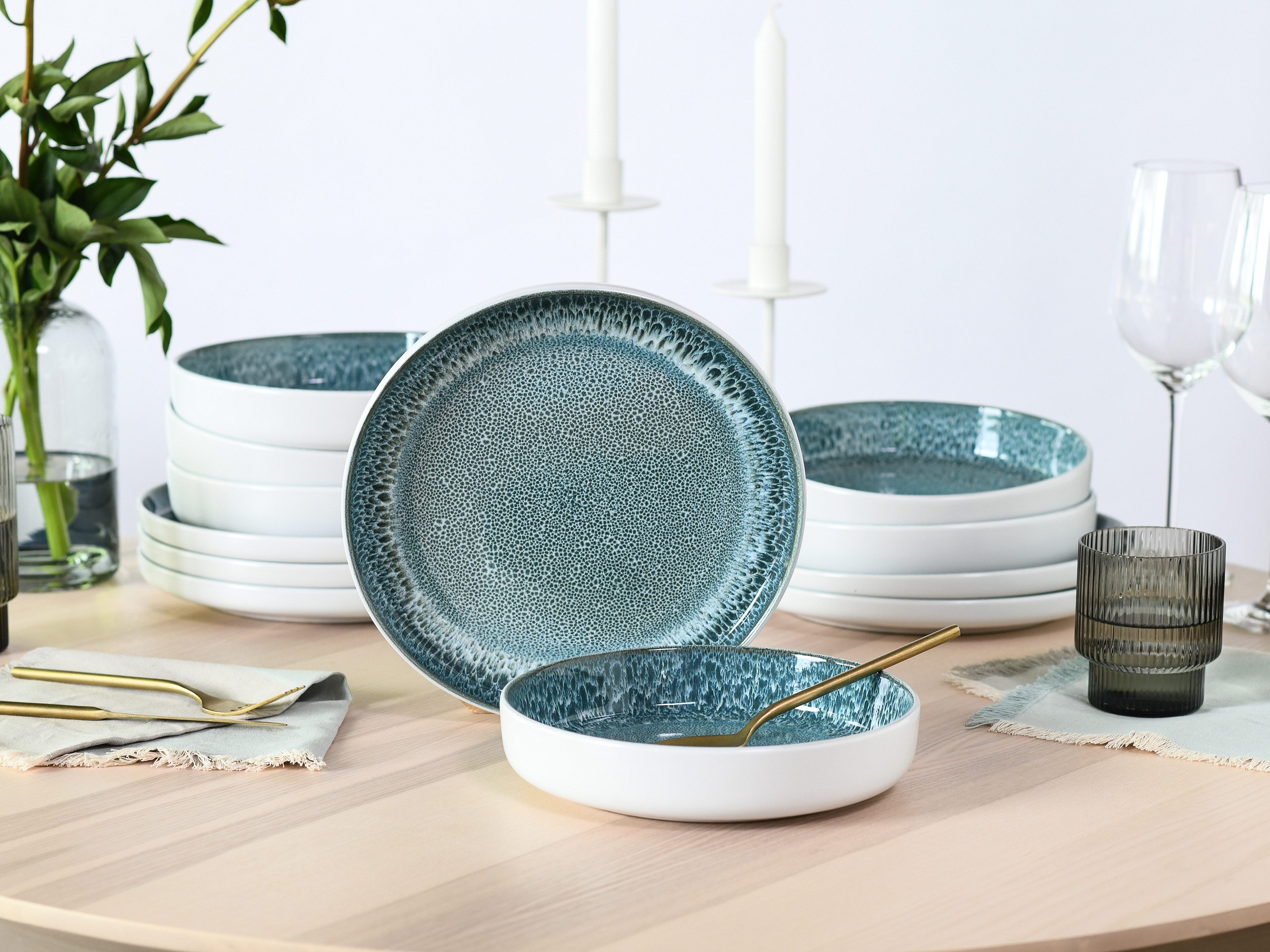 OTTO home Tafelservice Teller Set, modernes Geschirr-Set, Service Novalee (12-tlg), 6 Personen, Steinzeug, hohe Haltbarkeit, spülmaschinen- & mikrowellengeeignet, Reaktivglasur