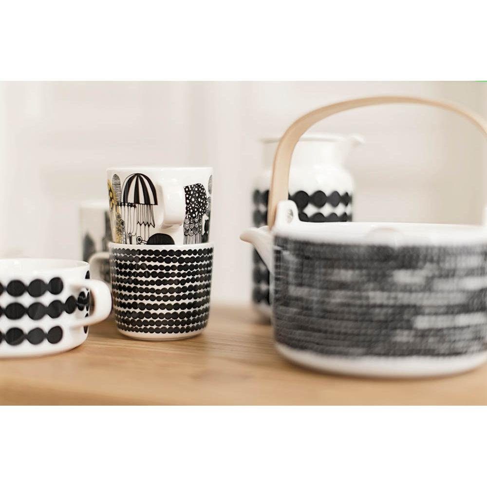 Marimekko Tasse Kaffeetasse Oiva-Räsymatto Schwarz-Weiß