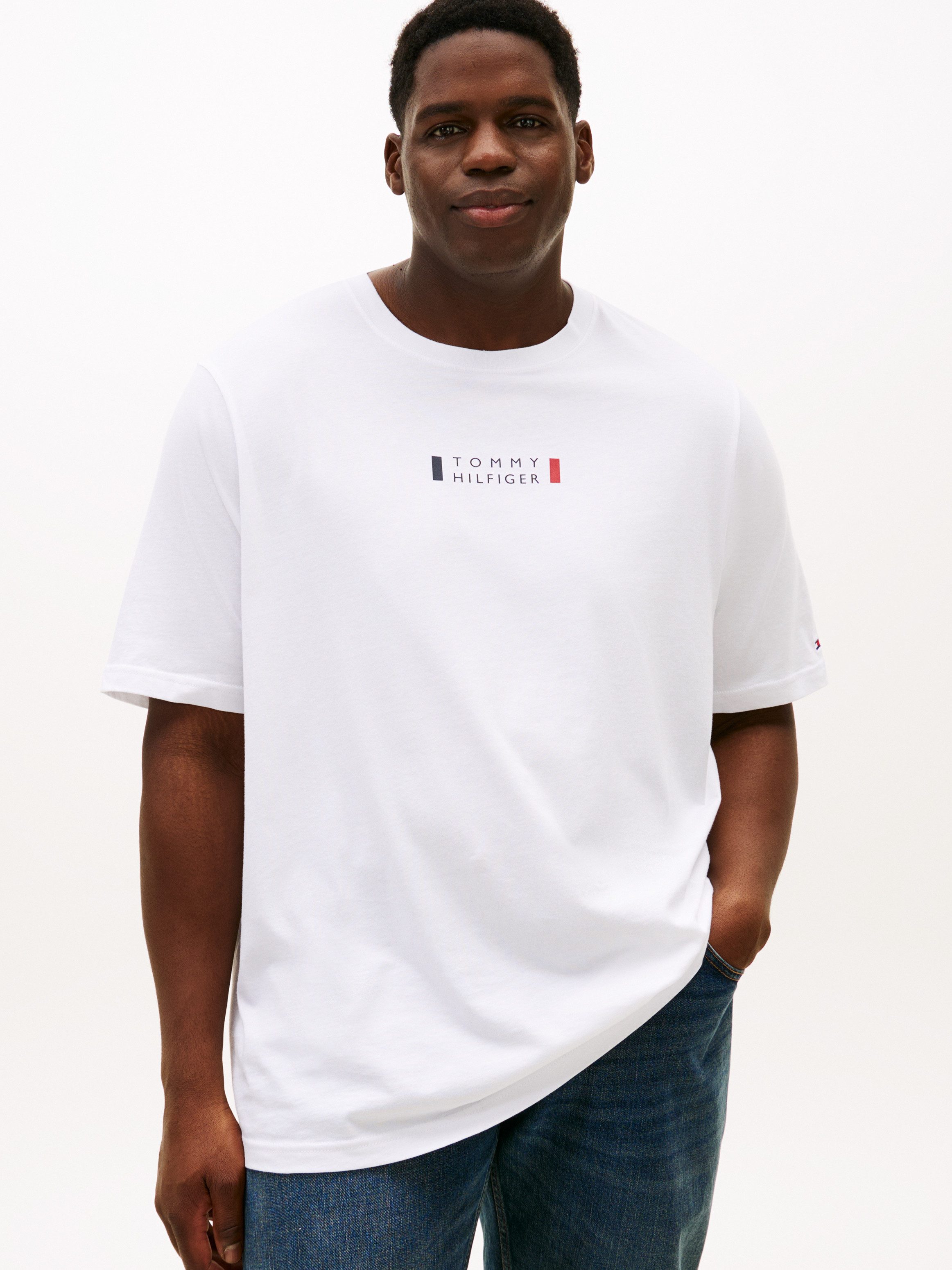 Tommy Hilfiger Big & Tall T-Shirt BT-BRAND LOVE SMALL CENTER Große Größen, Rundhals, kleiner Logoprint