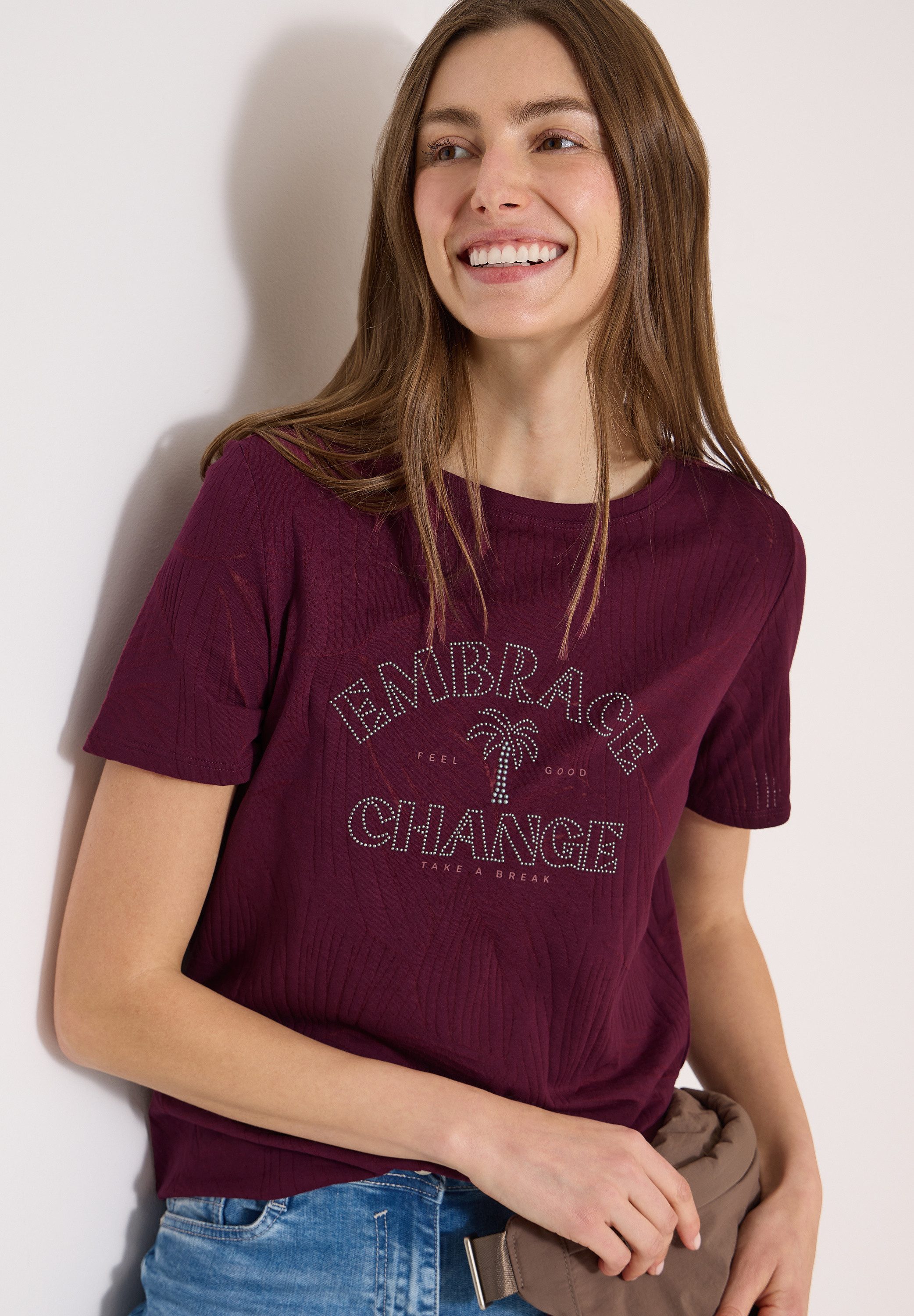 CECIL Rundhalsshirt Sommershirt im Ausbrenner-Look mit Wording