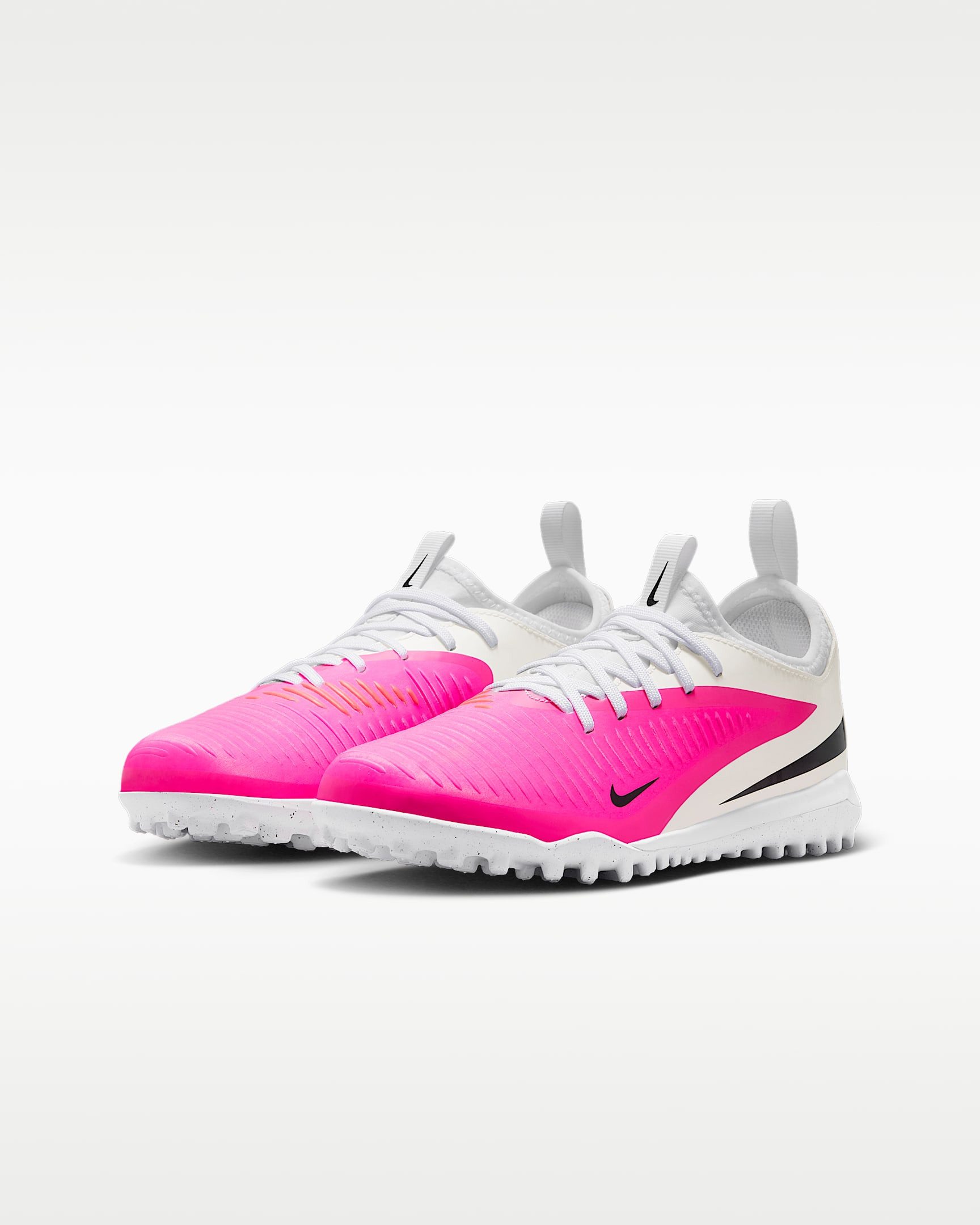 Nike JR PHANTOM 6 LOW ACAD TF T Fußballschuh Ideal für den Einsatz auf kurzen Kunstrasenplätzen, für Jugendliche