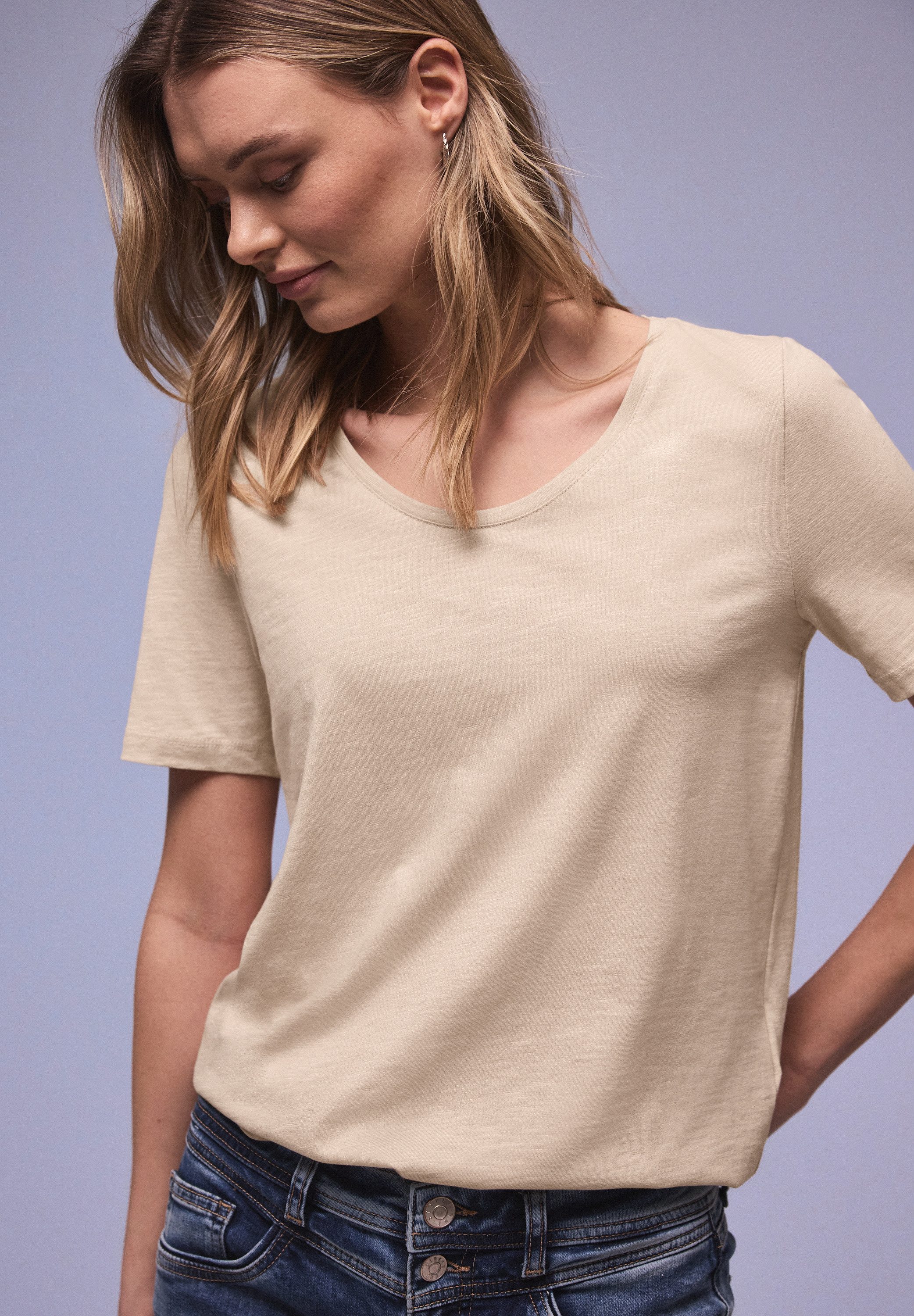 STREET ONE T-Shirt Style Gerda mit femininem V-Ausschnitt günstig online kaufen
