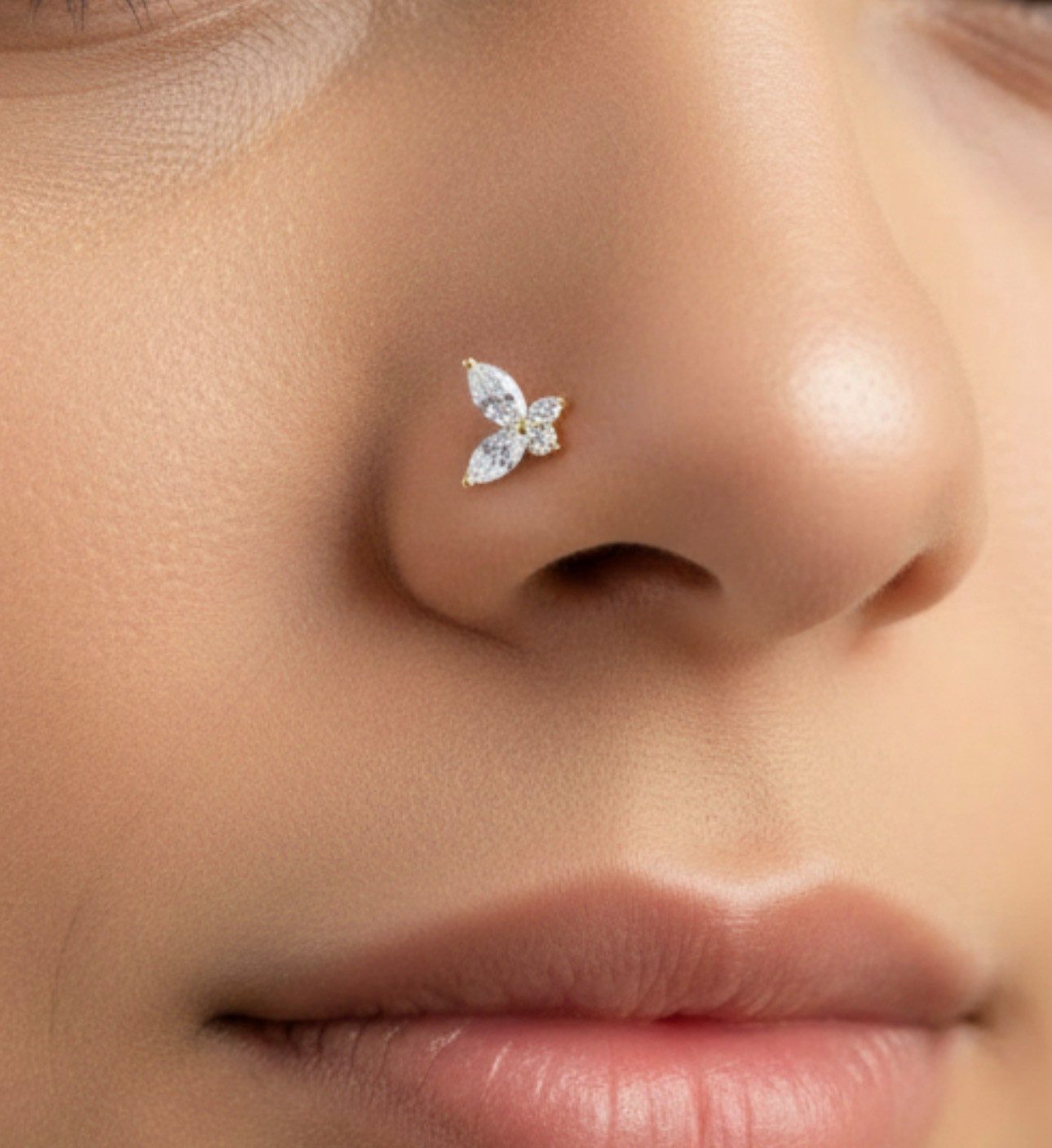 Karisma Nasenpiercing Spirale Titan Schmetterling mit Zirkonia Nostril-Stecker 0,8 x 7 mm, Spirale – filigran & hautfreundlich – Bild 3 von 4