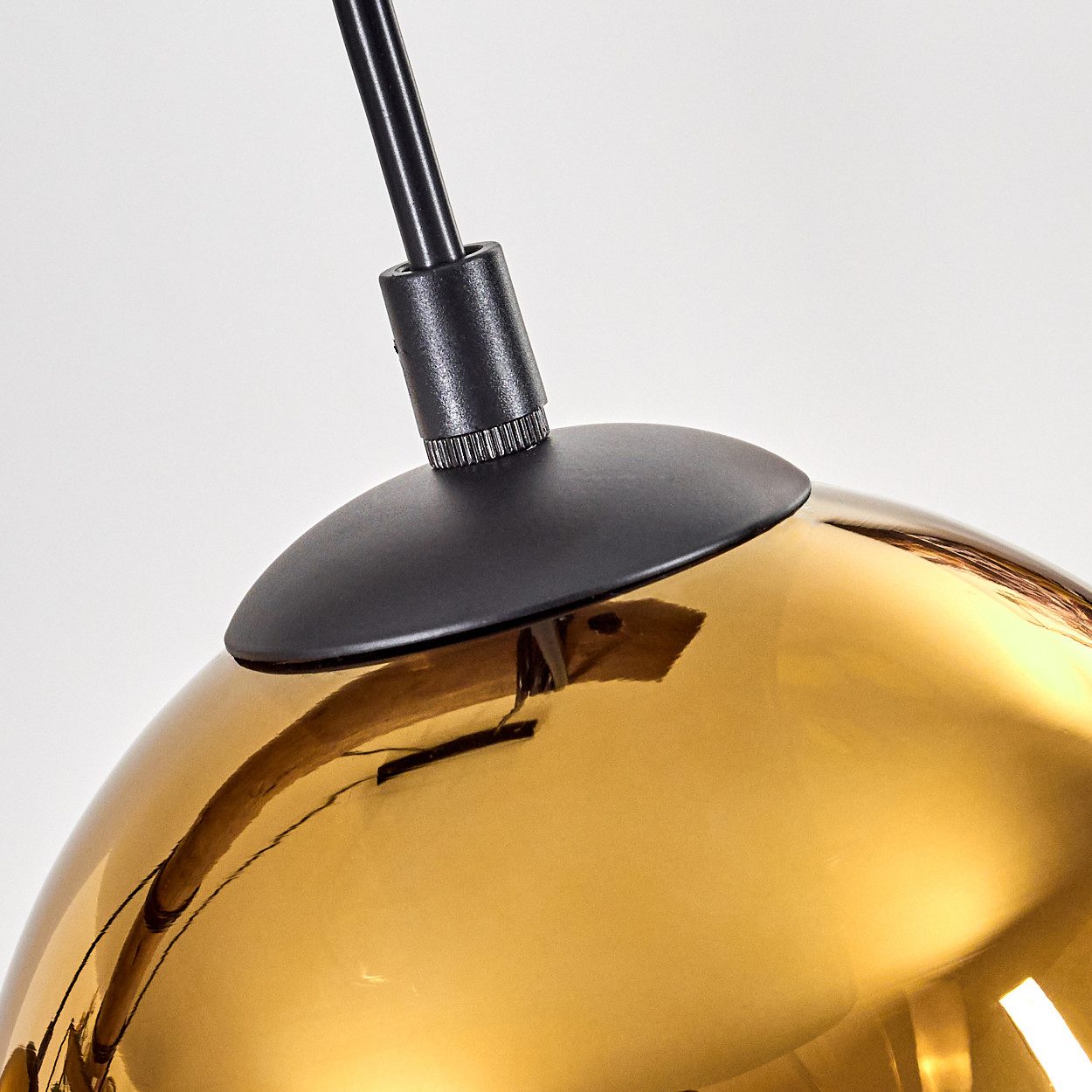 hofstein Pendelleuchte Hängelampe aus Metall/Holz/Glas in Schwarz/Natur-/Goldfarben/Klar, ohne Leuchtmittel, Hängeleuchte im Boho-Design mit Glasschirmen und Holzbalken, 3 x E27