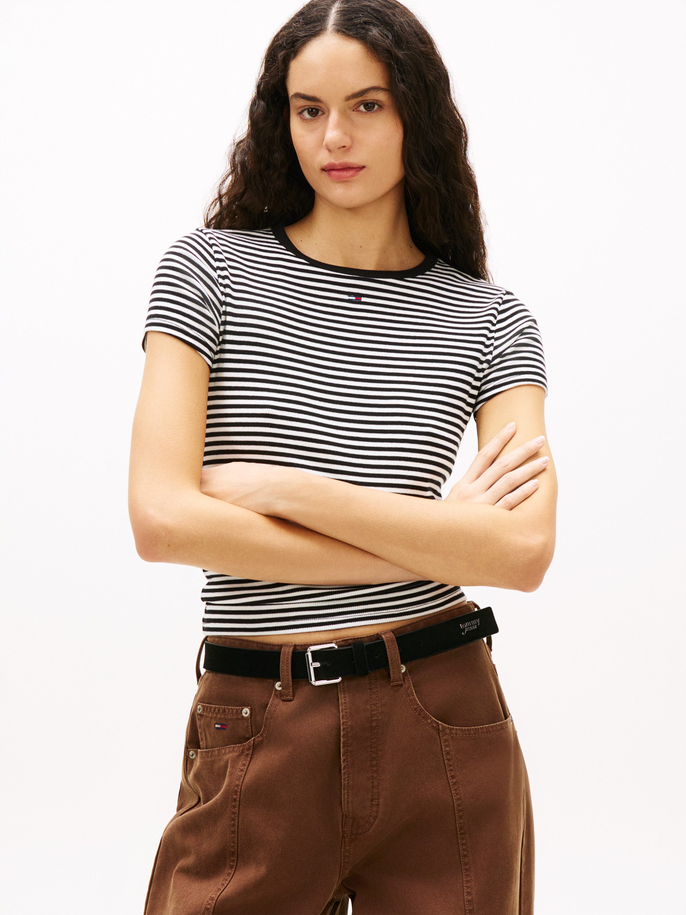 Tommy Jeans Kurzarmshirt TJW 2PACK SLIM ESSENTIAL RIB SS (Packung, 2-tlg., 2er-Pack) mit gerippter Struktur, Rundhals