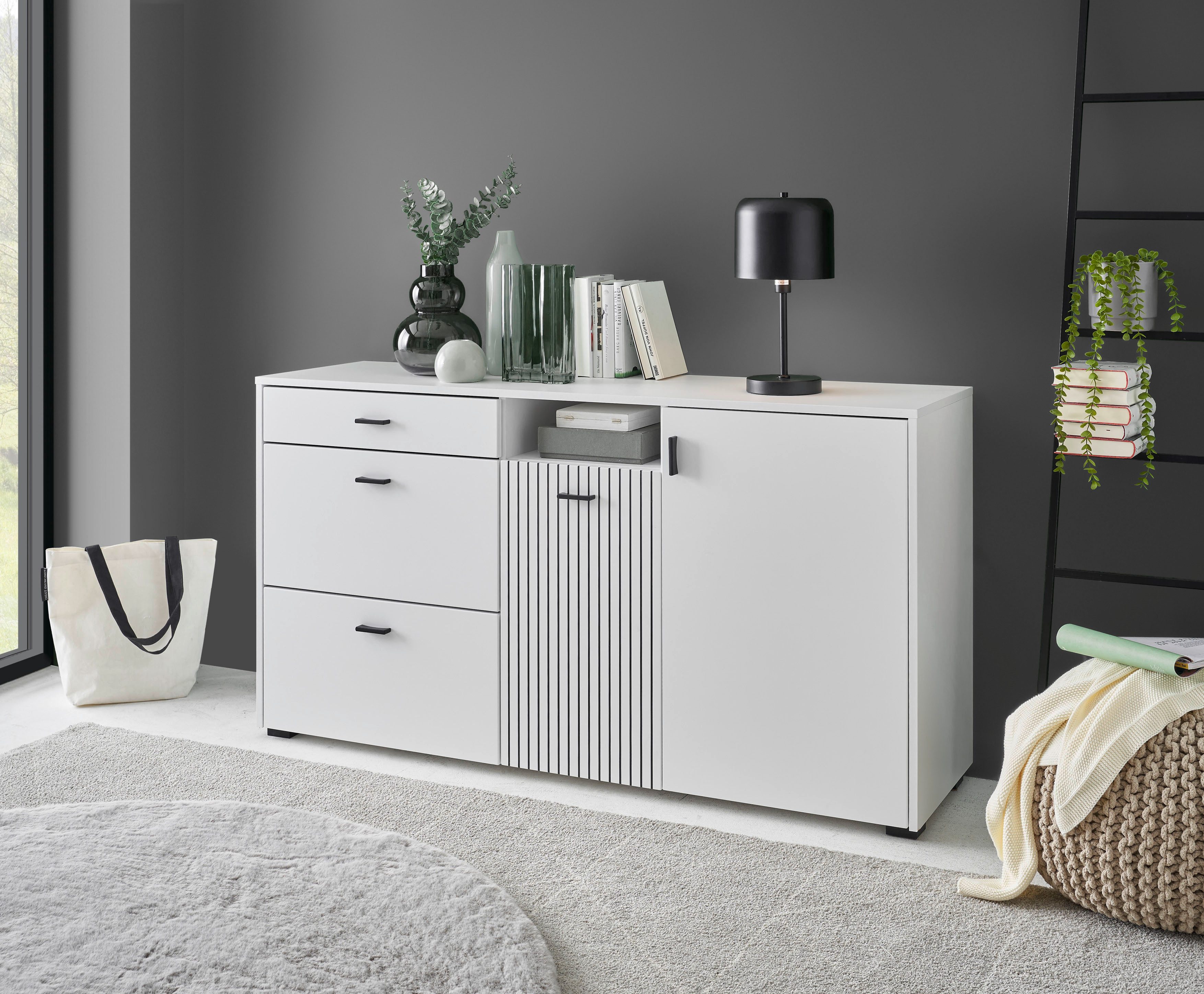Home affaire Sideboard Hudson, in moderner Trendfarbe, Griffe aus Metall (Schwarz), Breite 150 cm