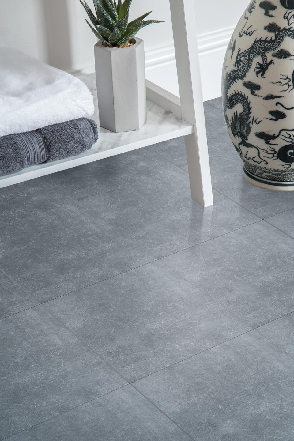 d-c-fix Bodenfliese 18,99€/qm Klebefliesen für Boden & Wand PVC Fliesen selbstklebend, 274-5058 I Solid Concrete, Bodenbelag selbstklebend - Für Küche, Bad / Badezimmer & Wohnzimmer