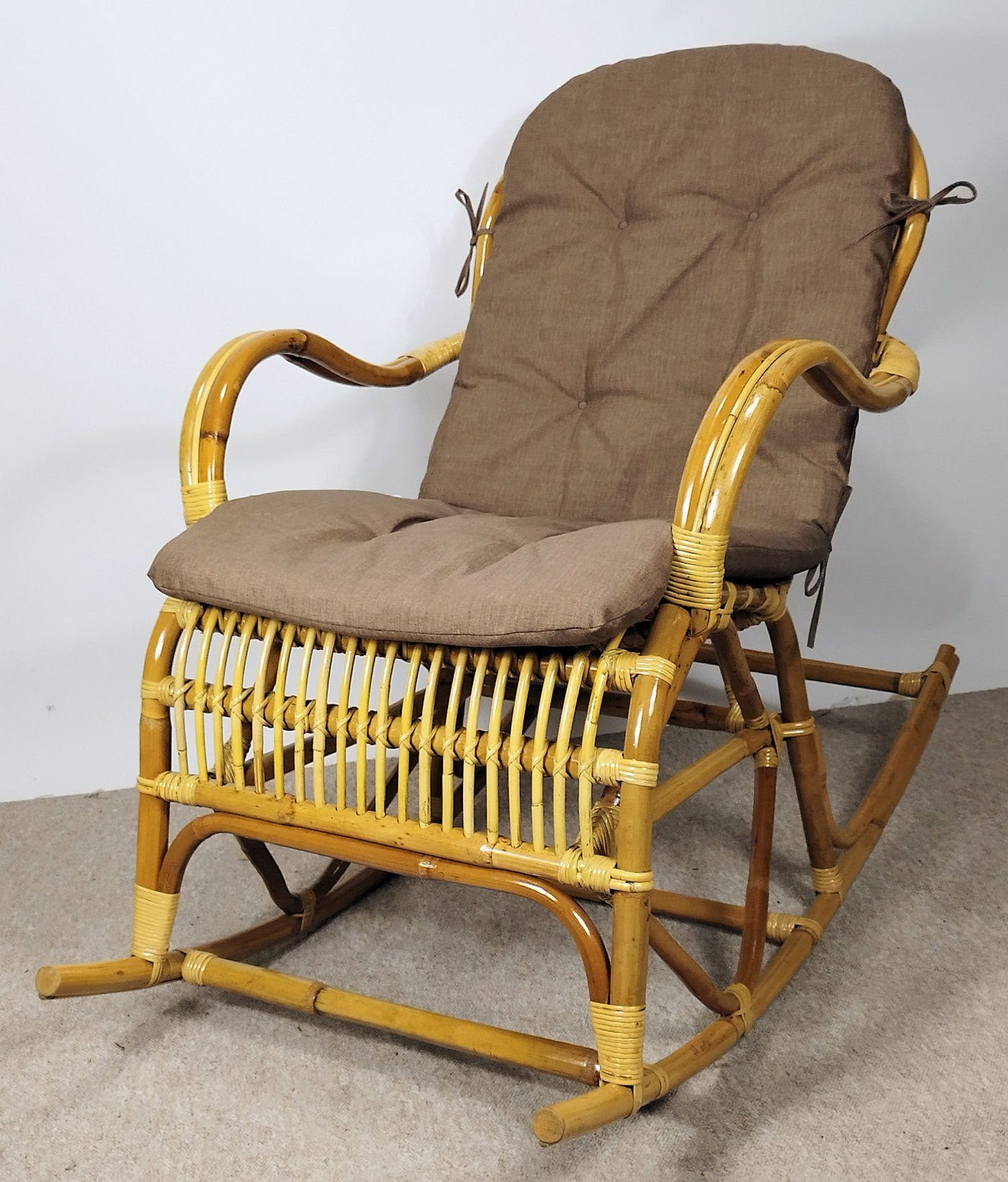 Rattani Schaukelstuhl Rattan Schaukelstuhl Semanbo Rocking Chair + Polster