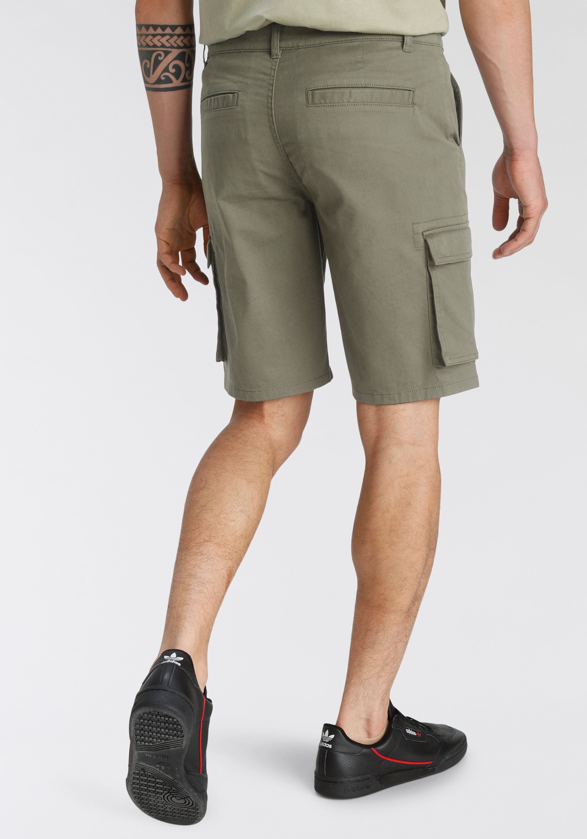 SONS CAM Cargoshorts STAGE ONLY SHORTS & olivgrün CARGO