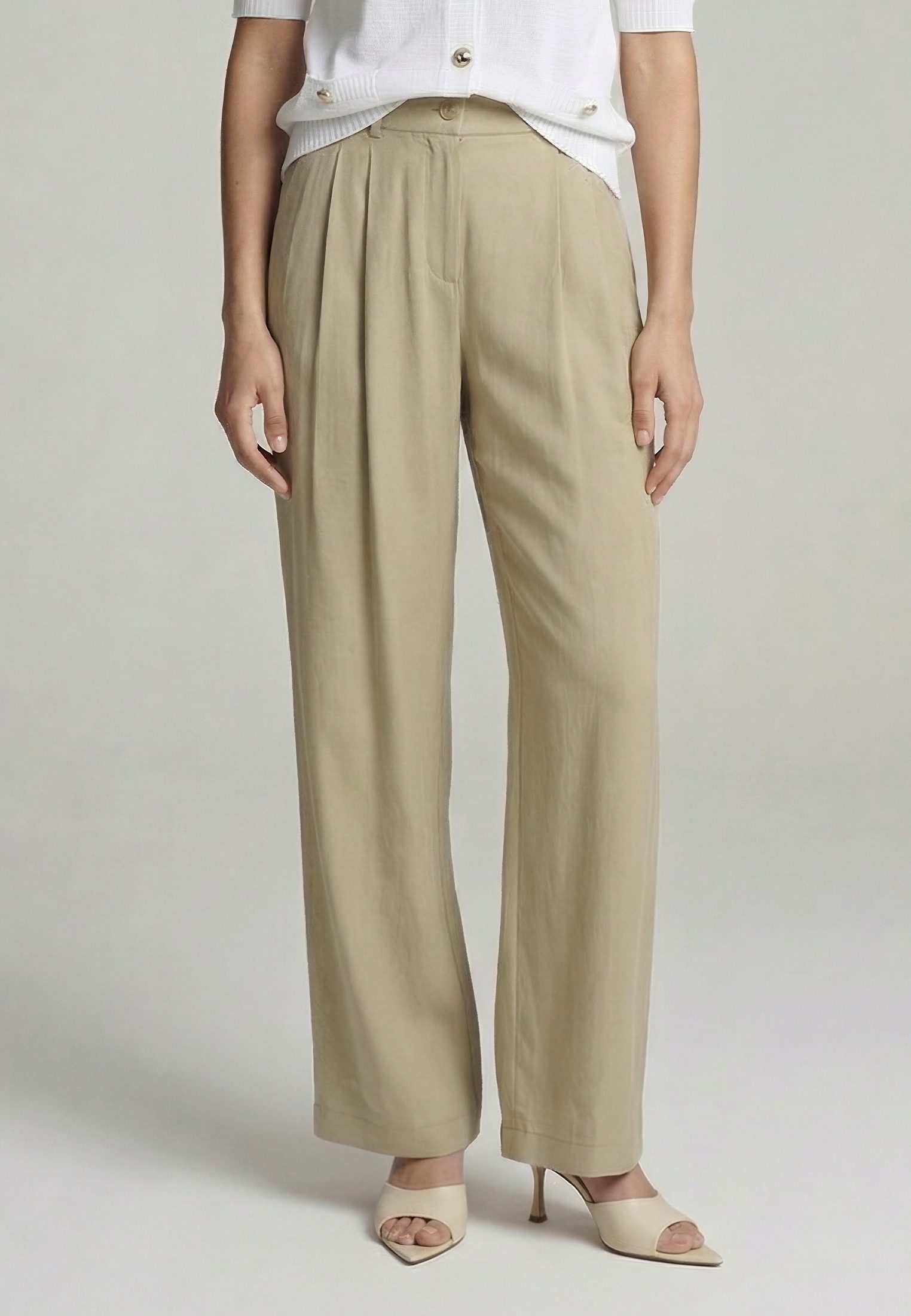 MARC AUREL Bundfaltenhose aus Shiny Twill