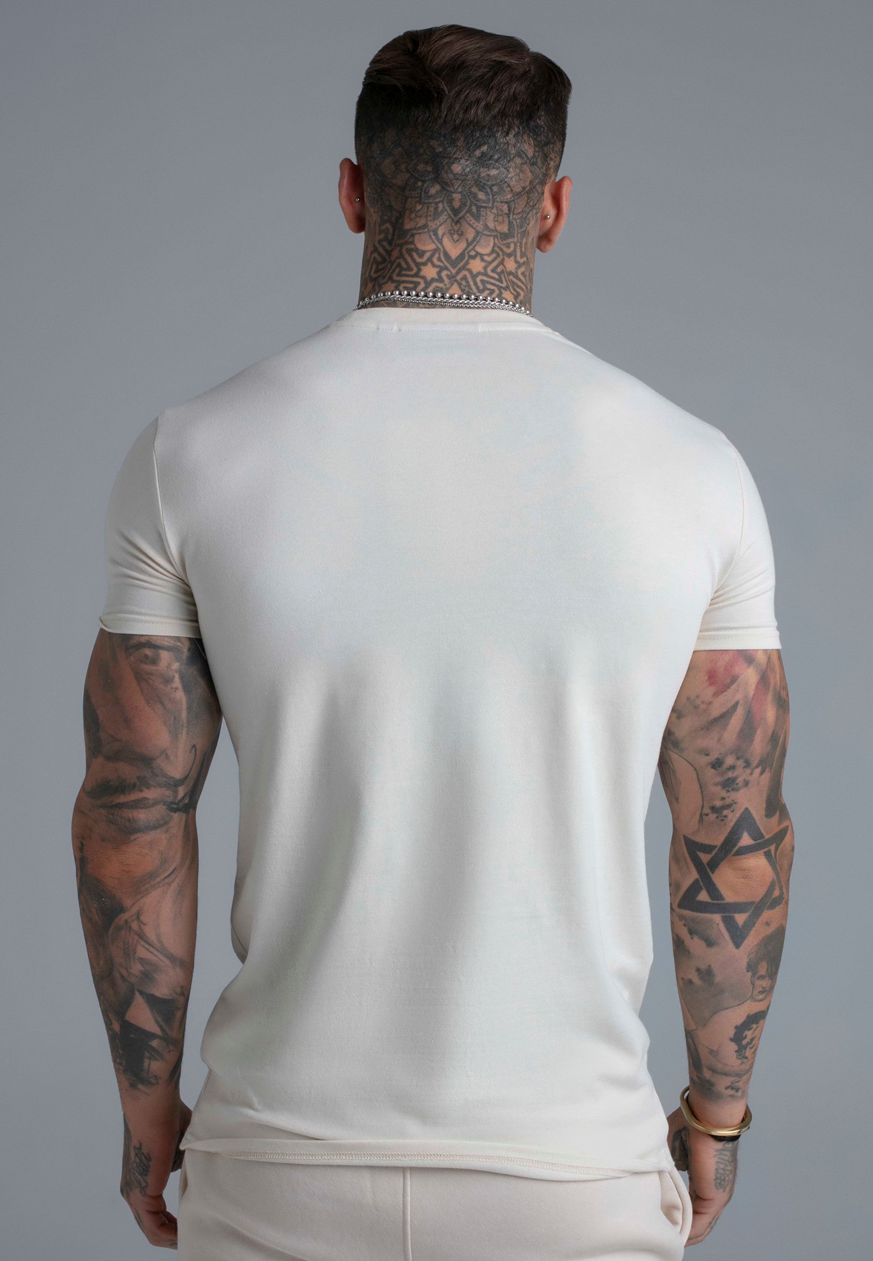 Siksilk T-Shirt SikSilk Herren Ecru Essentials T-Shirt – Bild 4 von 4
