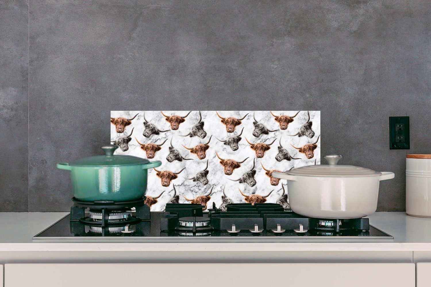 MuchoWow Küchenrückwand Schottischer Highlander - gegen 60x30 Muster, Wandschutz, und für - cm, Fett Tiere (1-tlg), Küchen Schmutzflecken