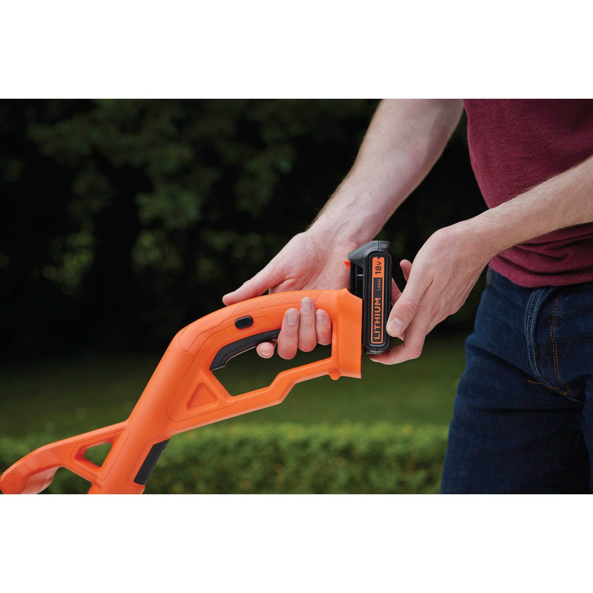 ST1823, 18Volt BLACK+DECKER Akku-Rasentrimmer & Black Akku-Rasentrimmer Decker