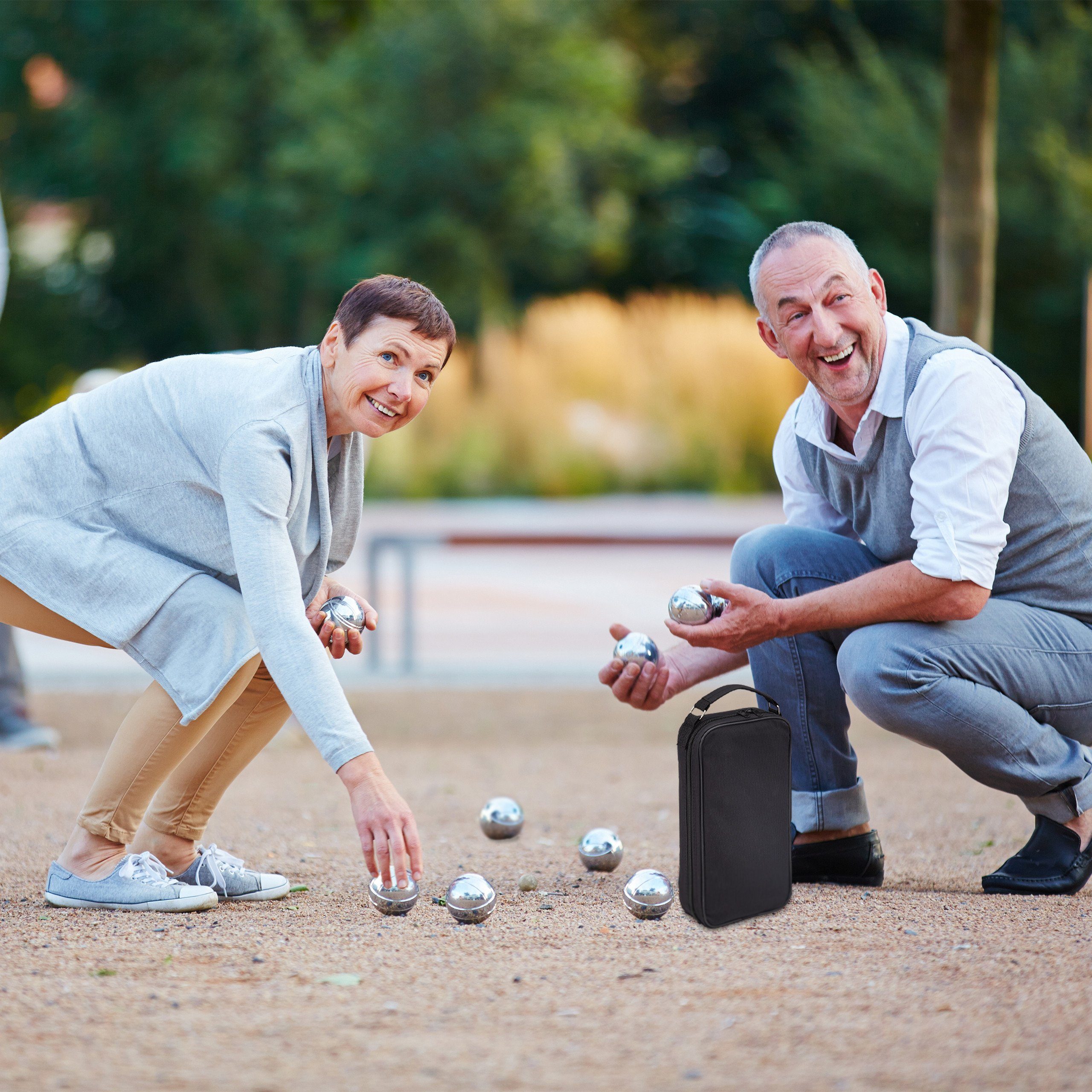 relaxdays Spielzeug-Gartenset 8 Boule Kugeln im Set, (11-tlg)
