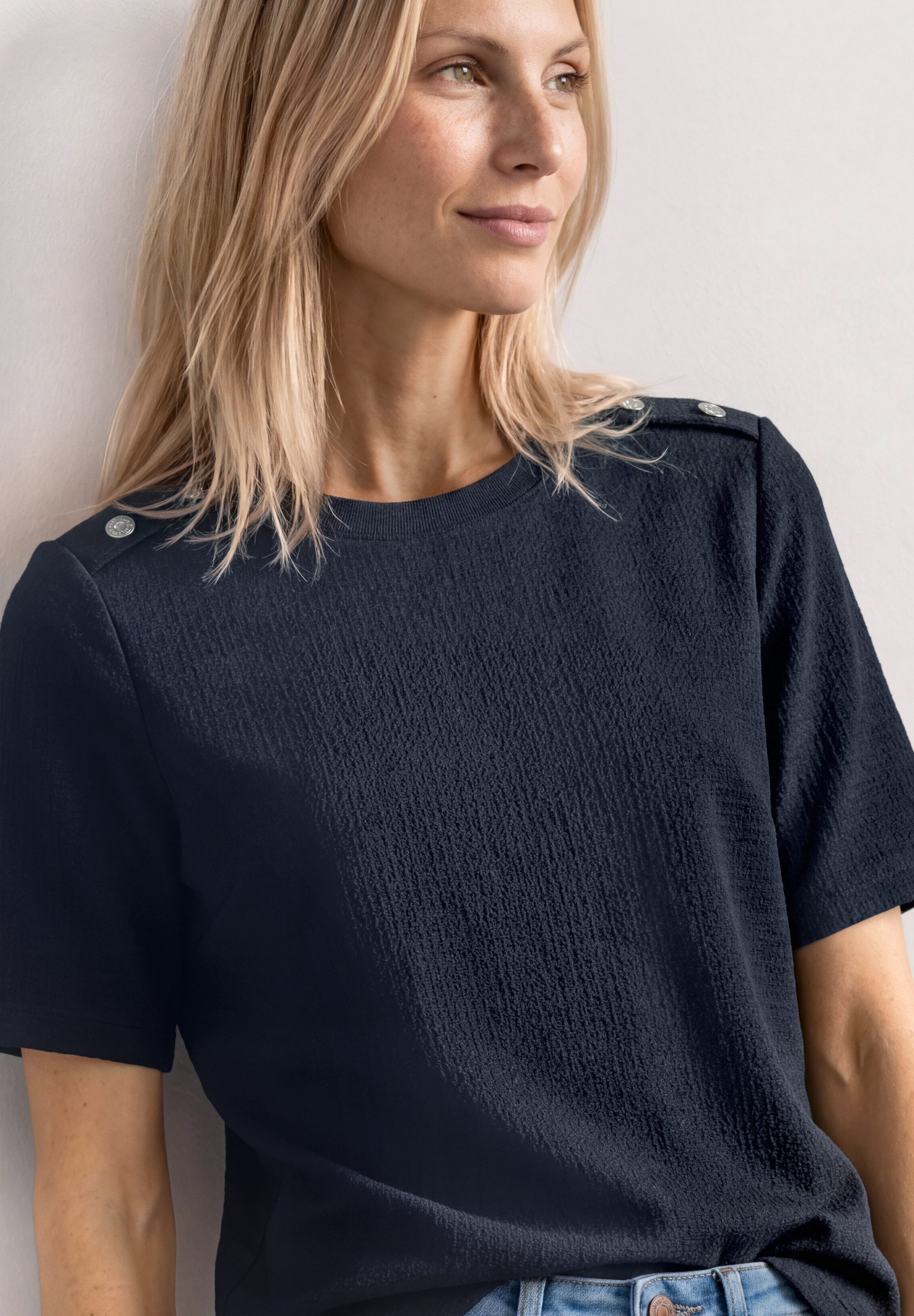 STREET ONE Kurzarmshirt Kurzarm Sommershirt mit Knopfdetails