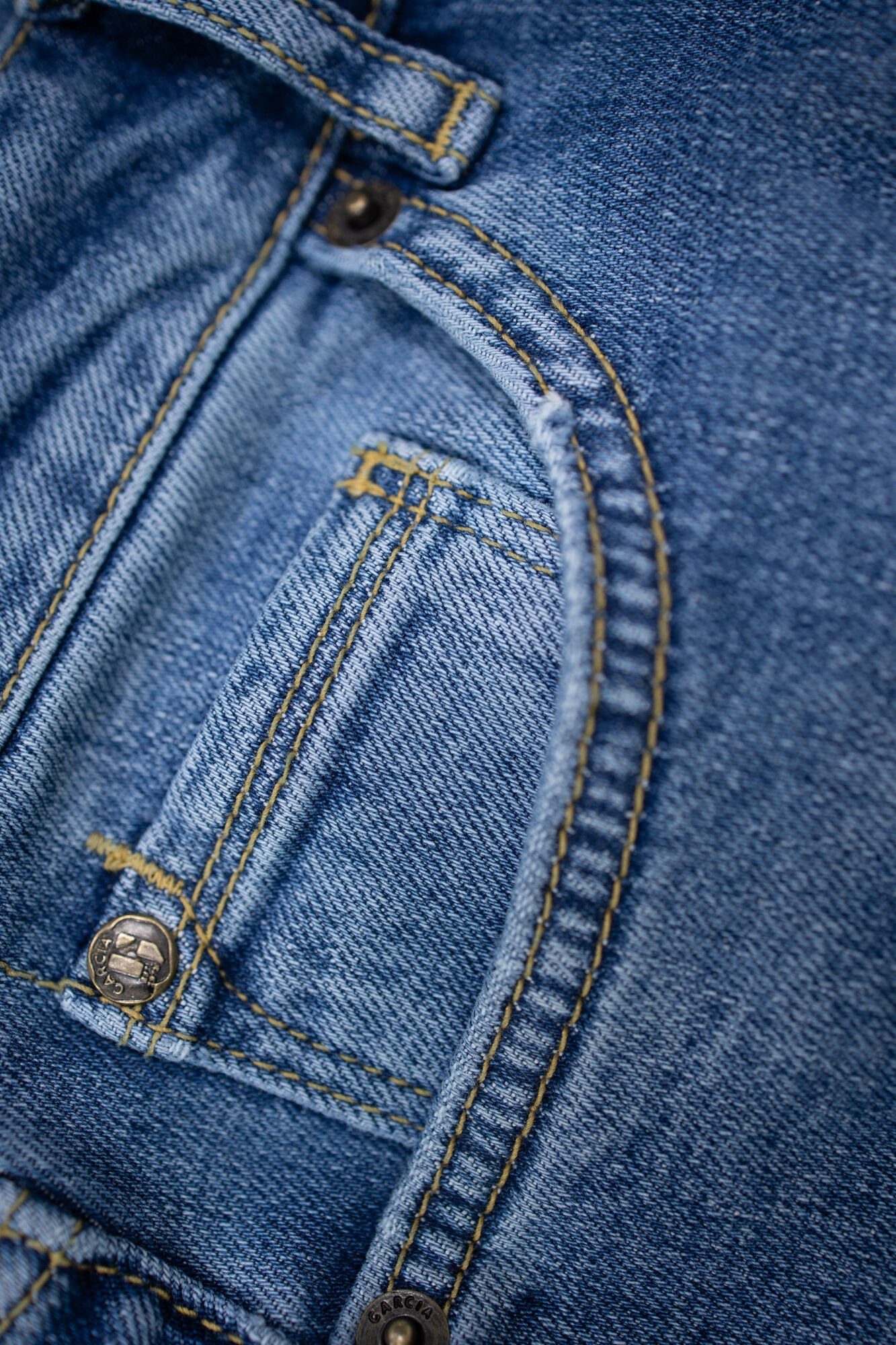 GARCIA JEANS Stretch-Jeans GARCIA LUISA medium blue used 295.5132 - Ragged Denim