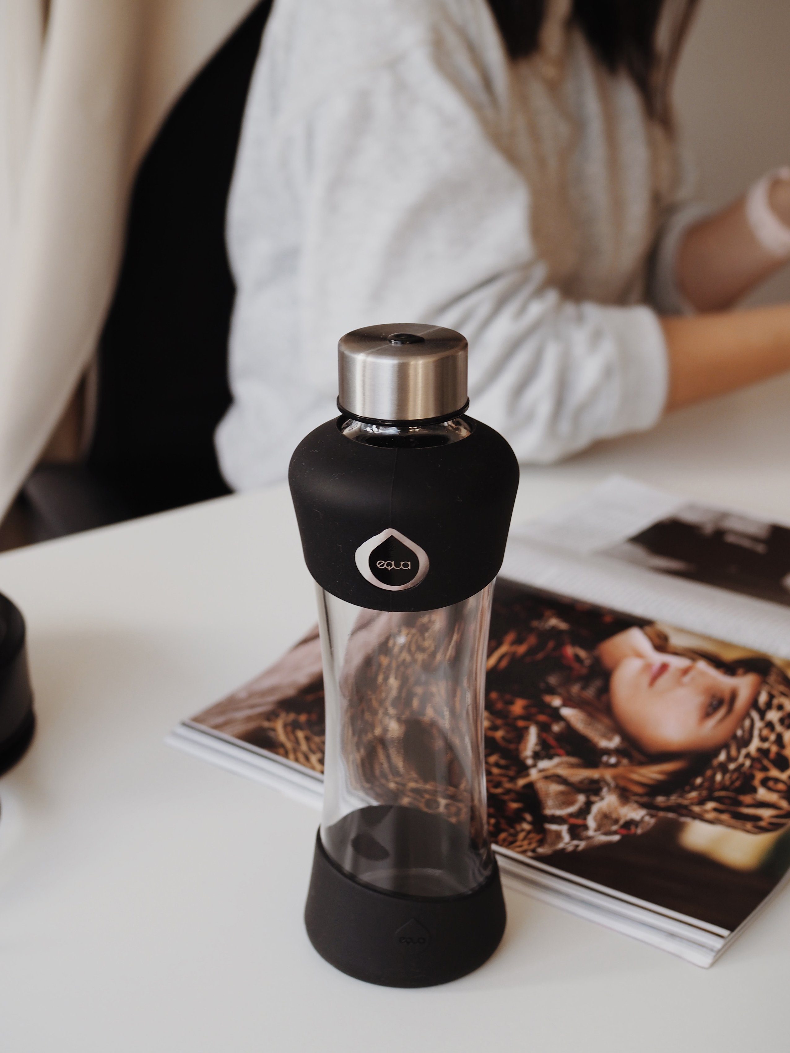 equa Trinkflasche Borosilikatglas, ideal Active black, für 550 ml Freizeitaktivitäten