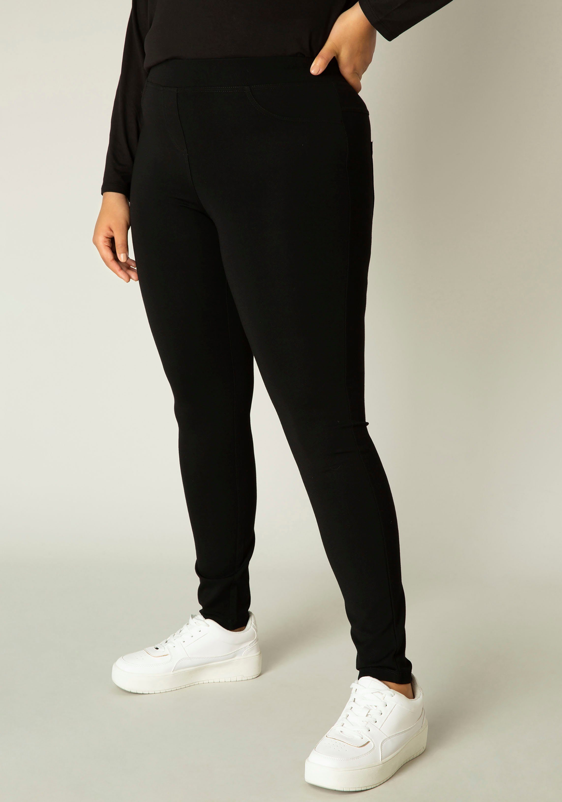 Base Level Curvy Jeggings Arnika mit Badge black