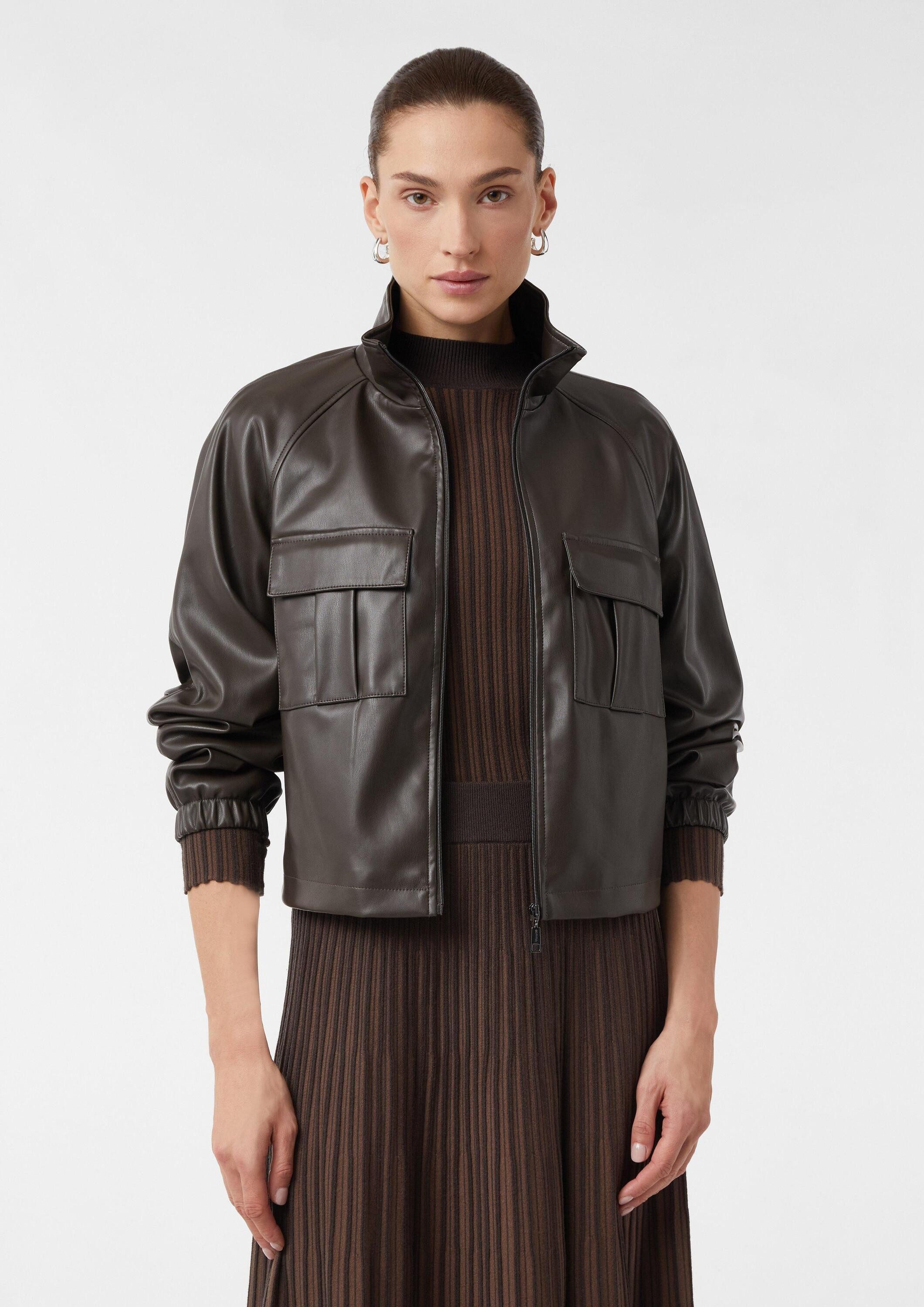 comma Funktionsjacke Indoor-Jacke Jacke in Glattleder-Optik mit aufgesetzten Taschen