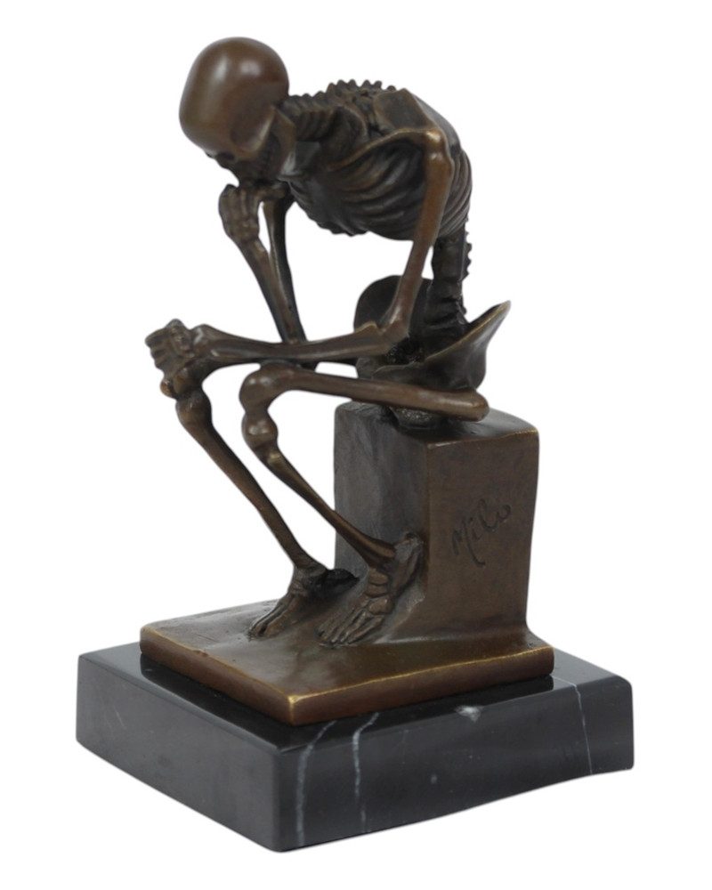 JS GartenDeko Dekofigur Bronzefigur Bronzeskulptur Der Denker Skelett sitzend H 15 cm