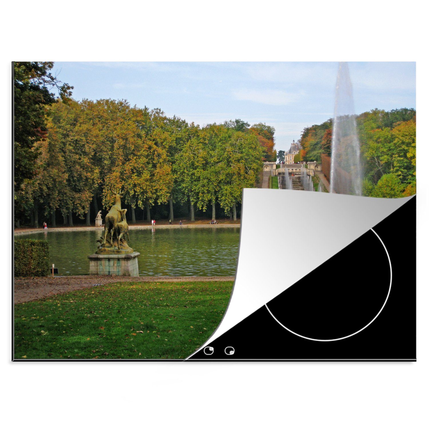 MuchoWow Herdblende-/Abdeckplatte Park in Versailles tlg), Arbeitsfläche einem nutzbar, Springbrunnen, cm, einer Statue Ceranfeldabdeckung und mit Mobile 70x52 Vinyl, (1