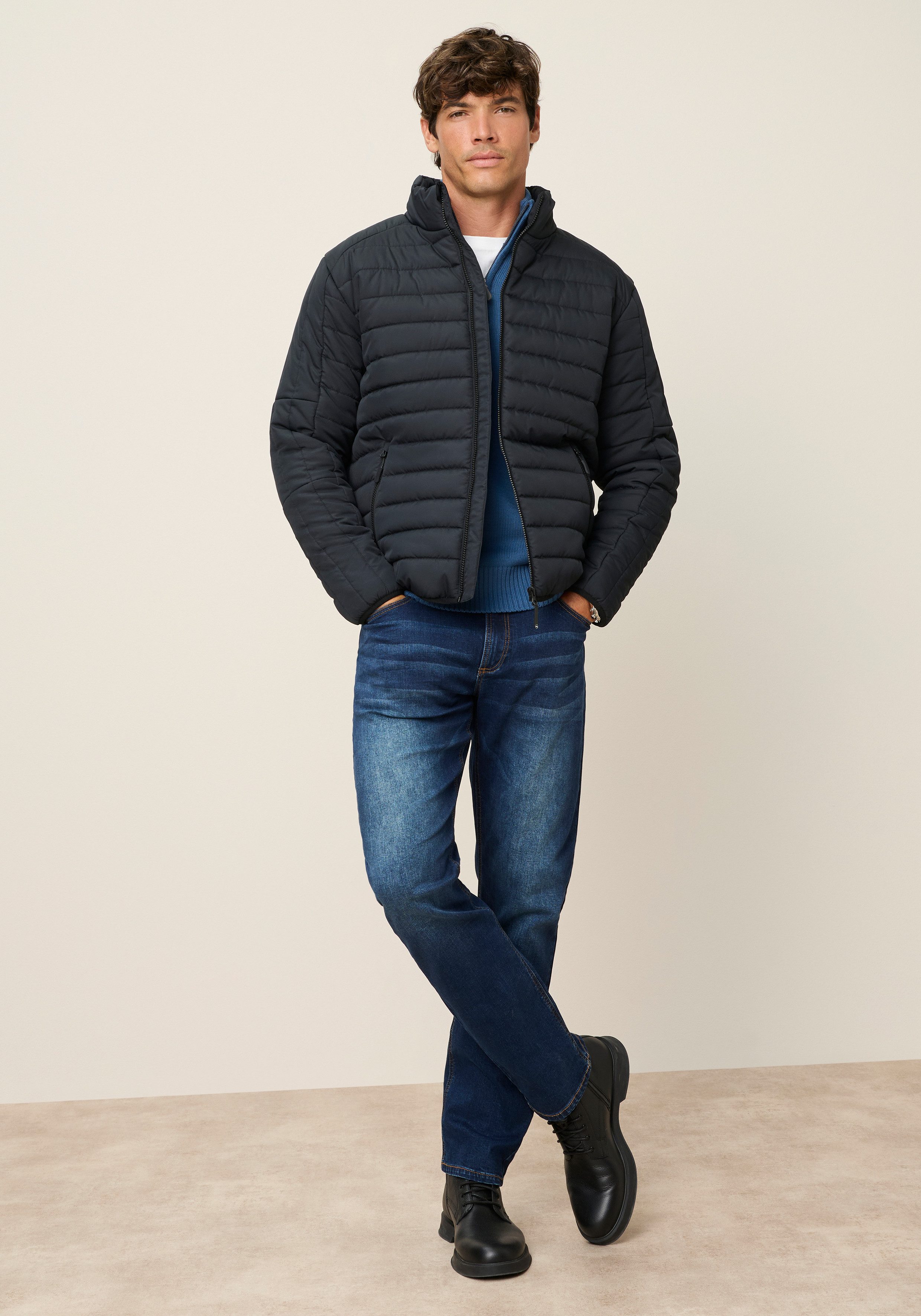 Zum Outfit 10