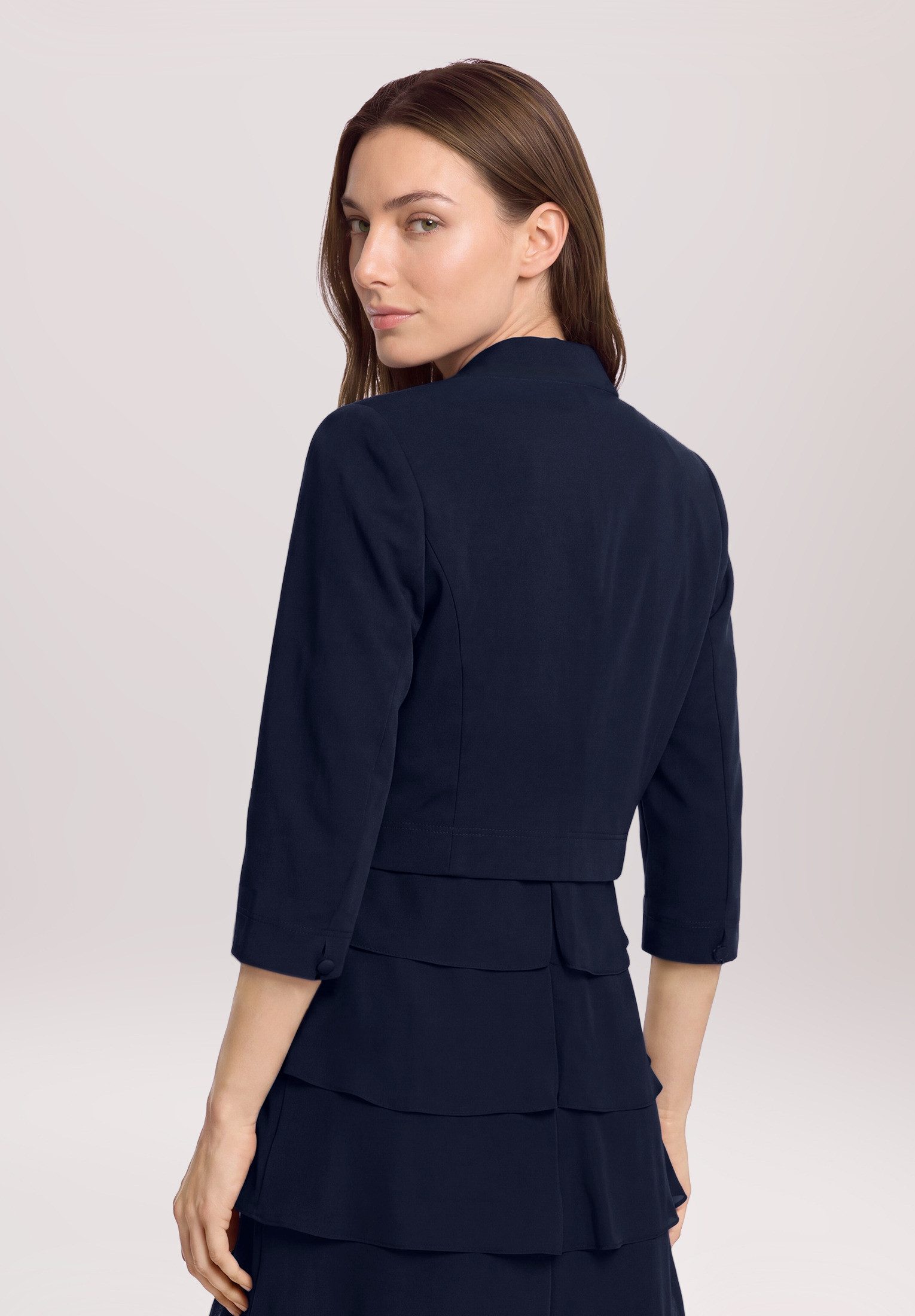 Vera Mont Sweatjacke Damen figurbetont Nahtführung – Bild 2 von 5