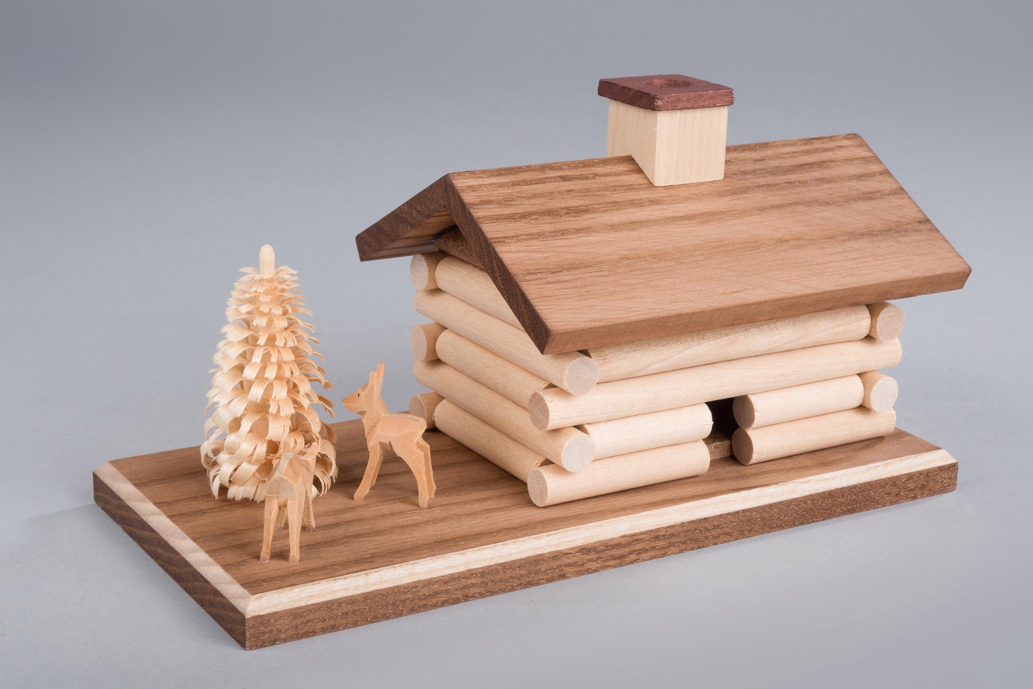 Albin Preissler Räucherhaus Blockhütte mit Schornstein, Handwerkskunst aus dem Erzgebirge, Weihnachtsdeko aus Ahorn