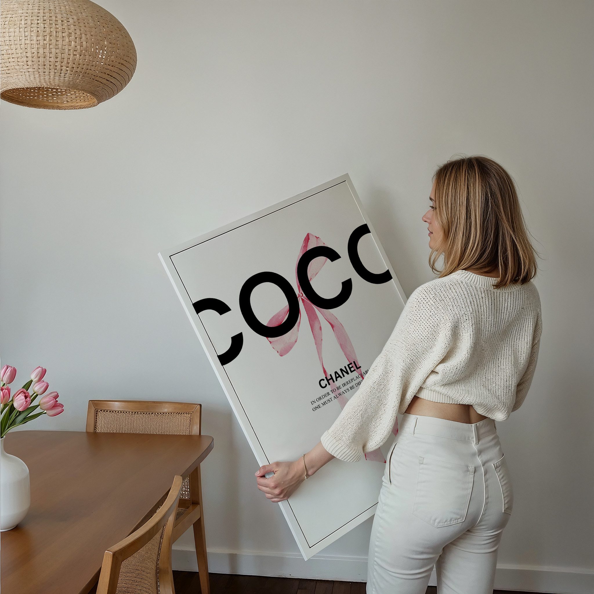 JUSTGOODMOOD Poster Premium ® Coco Chanel Zitat Poster · Rosa Schleife · oh günstig online kaufen