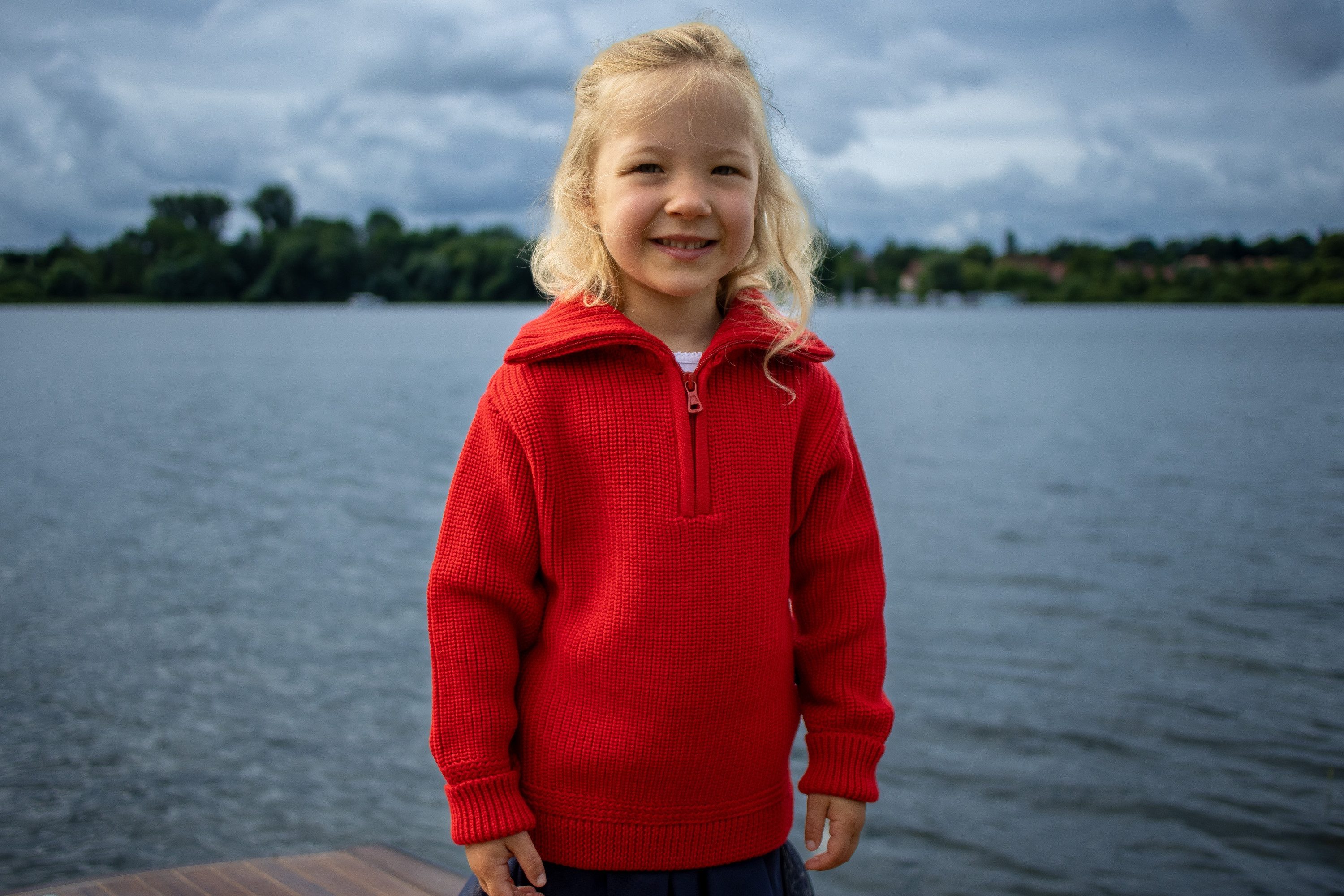Blauer Peter Troyer für Kinder aus Merino mit Reißverschluß
