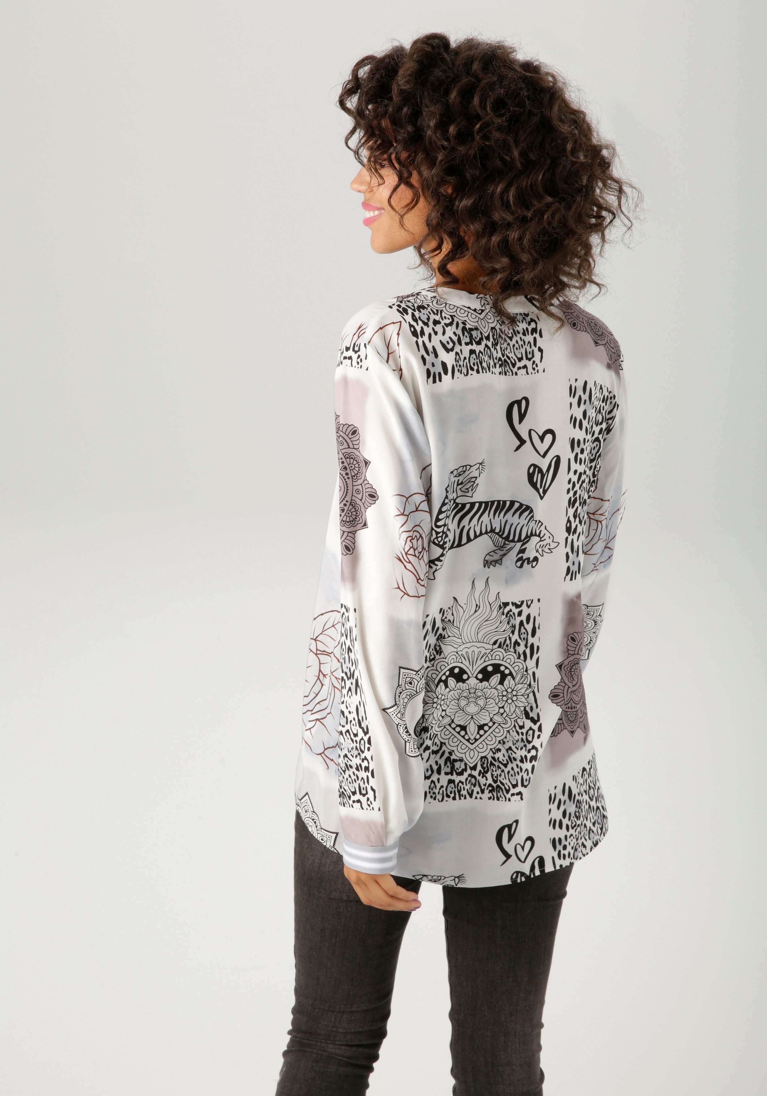 Aniston CASUAL Schlupfbluse im extravaganten Patch-Druck-Dessin günstig online kaufen