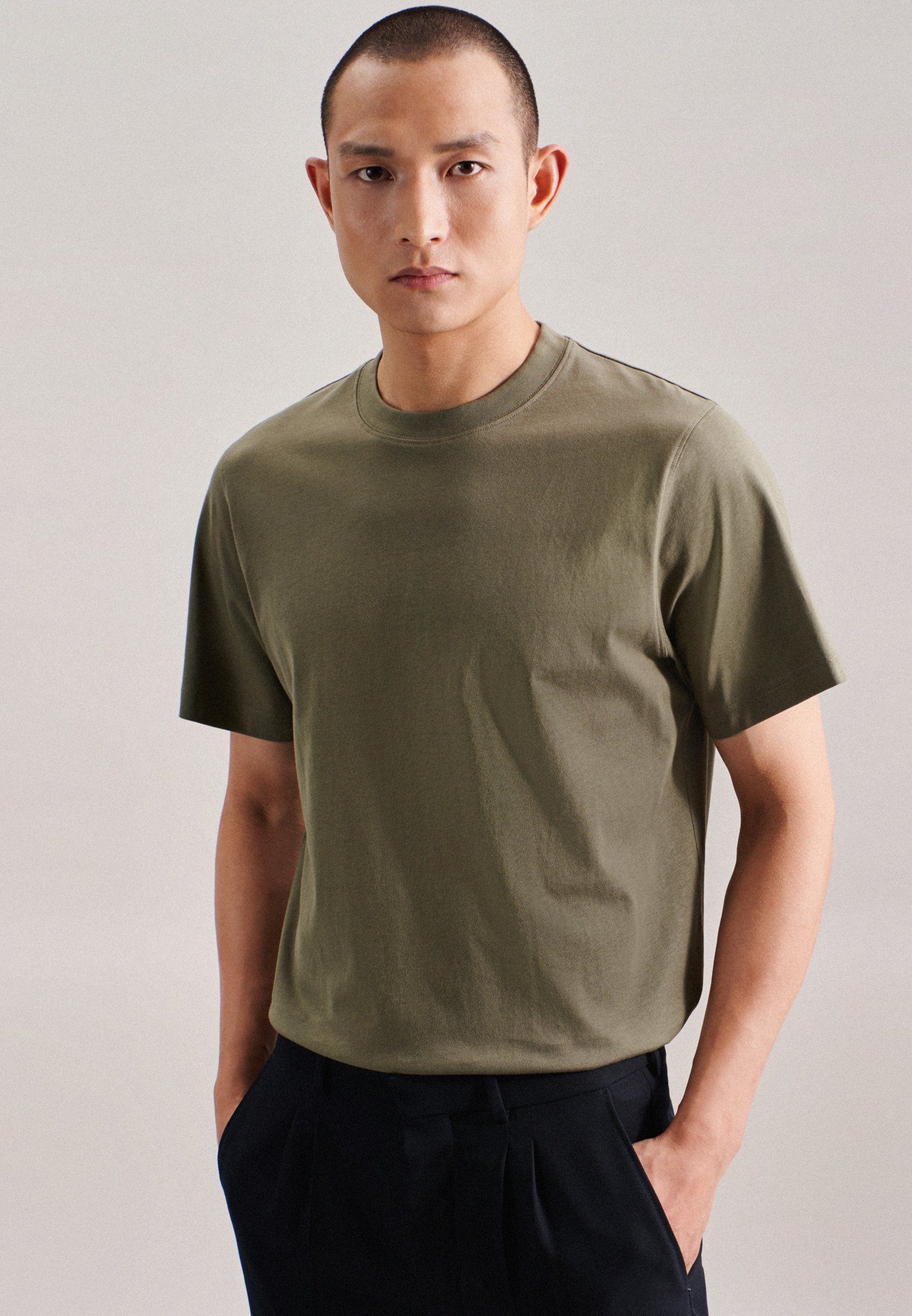 Rundhals Regular Kurzarm Grün Uni T-Shirt seidensticker