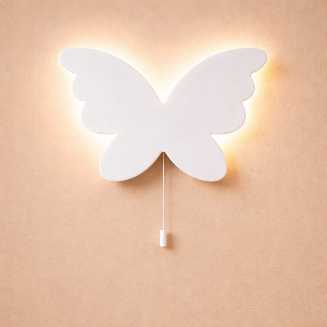 COZYCOLLECTIONS LED Wandleuchte LED-Wandnachtlicht Weiß Schmetterling Silhouette 36 cm, LED, Warmweiß, Montessori-inspiriertes Schmetterlingslicht in 10 Farben