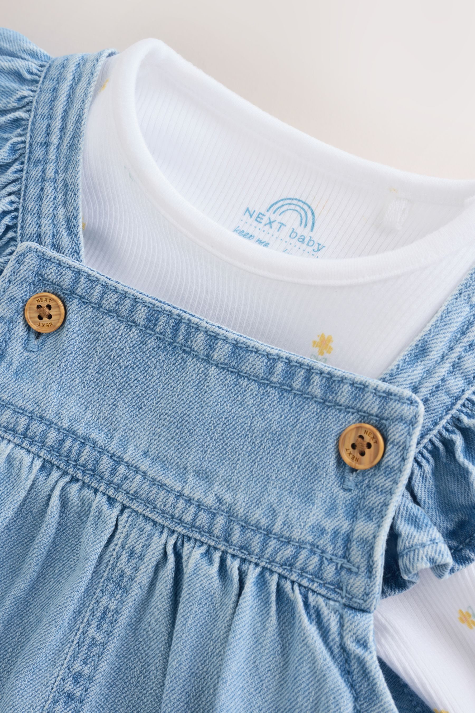 Next Latzhose Baby-Latzhose und Langarm-Bodysuit im 2er-Set (2-tlg)