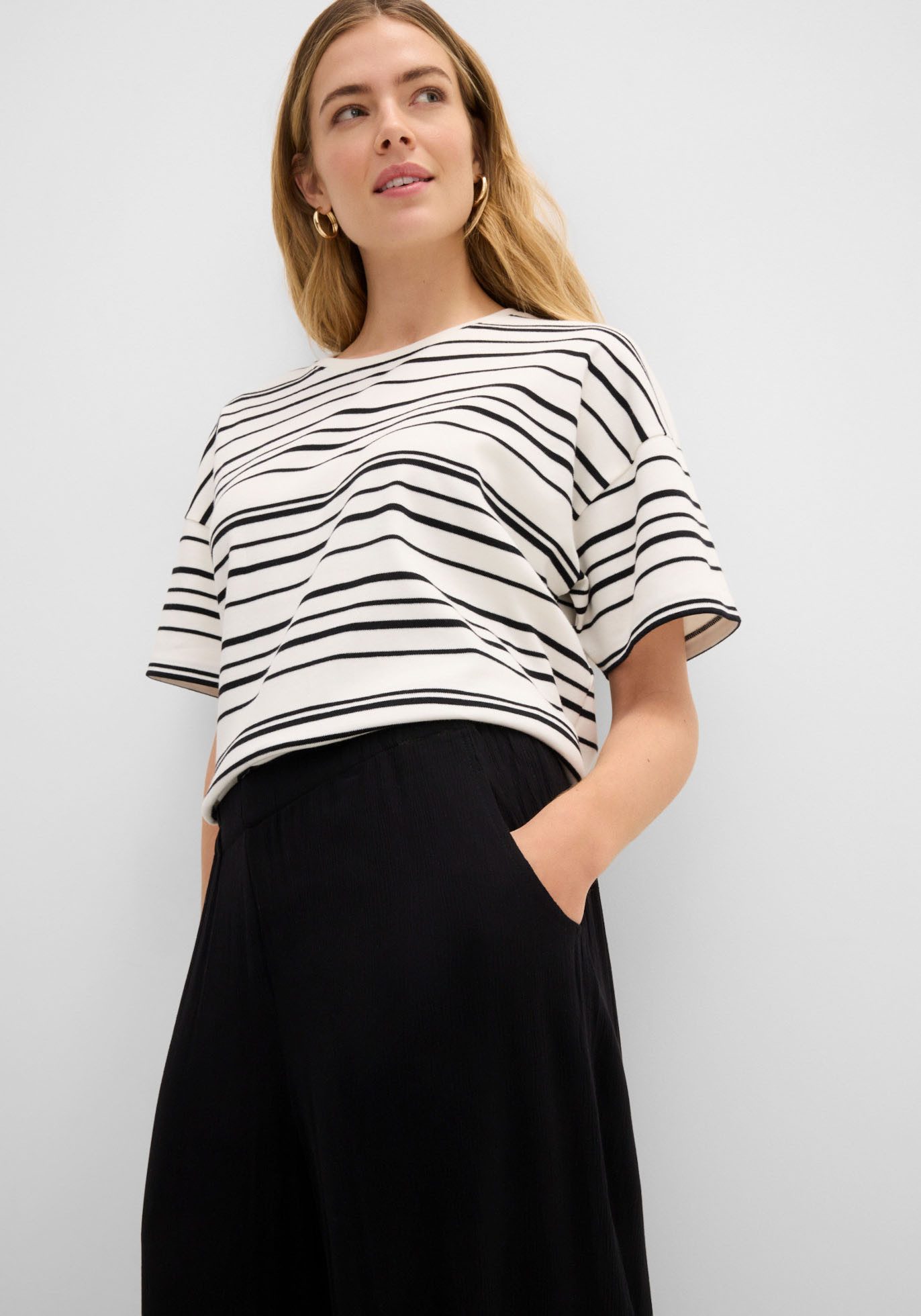 bonprix Haremshose aus Viskose, lockere Passform, mit Mandala-Print, Casual Stil