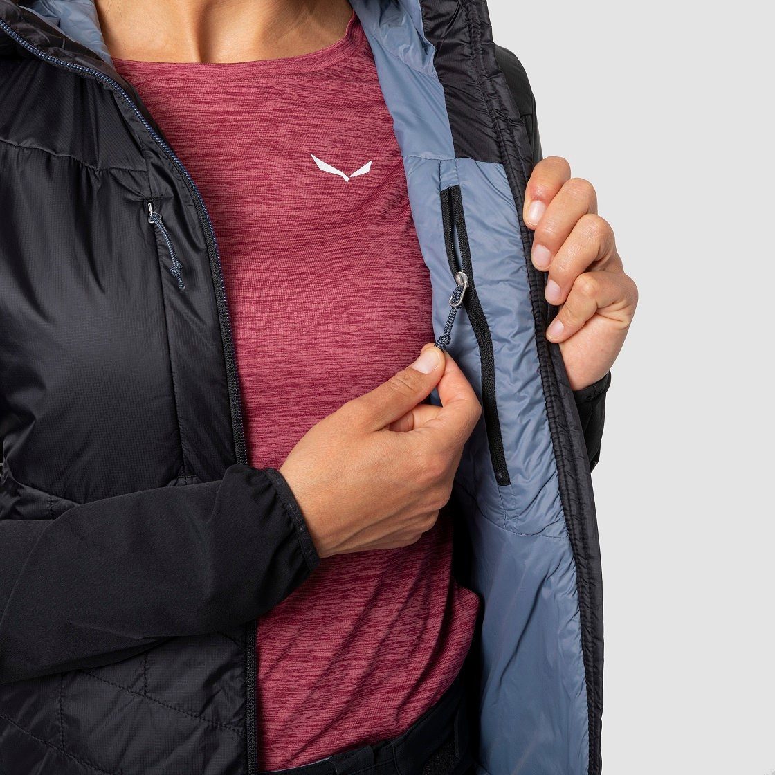 Salewa Hybridjacke Ortles Hybrid (warm, TirolWool, komprimierbar) schwarz Damen