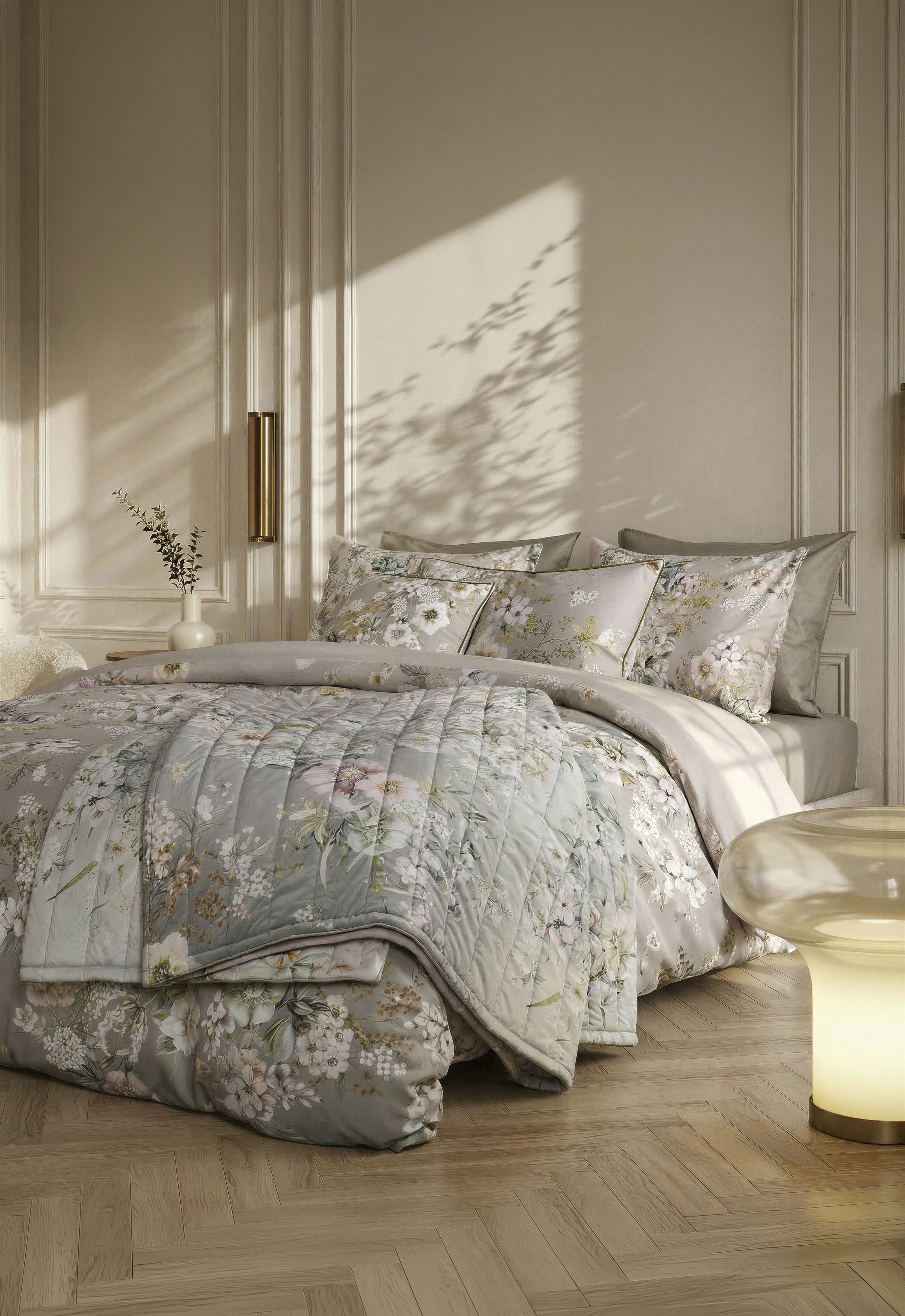 PiP Studio Tagesdecke Emmets Garden 180x260 cm Pastel weich wattiert dekorativ Wohntextil, Textilgewebe, hochwertig verarbeitet & angenehm im Gebrauch, Blumen