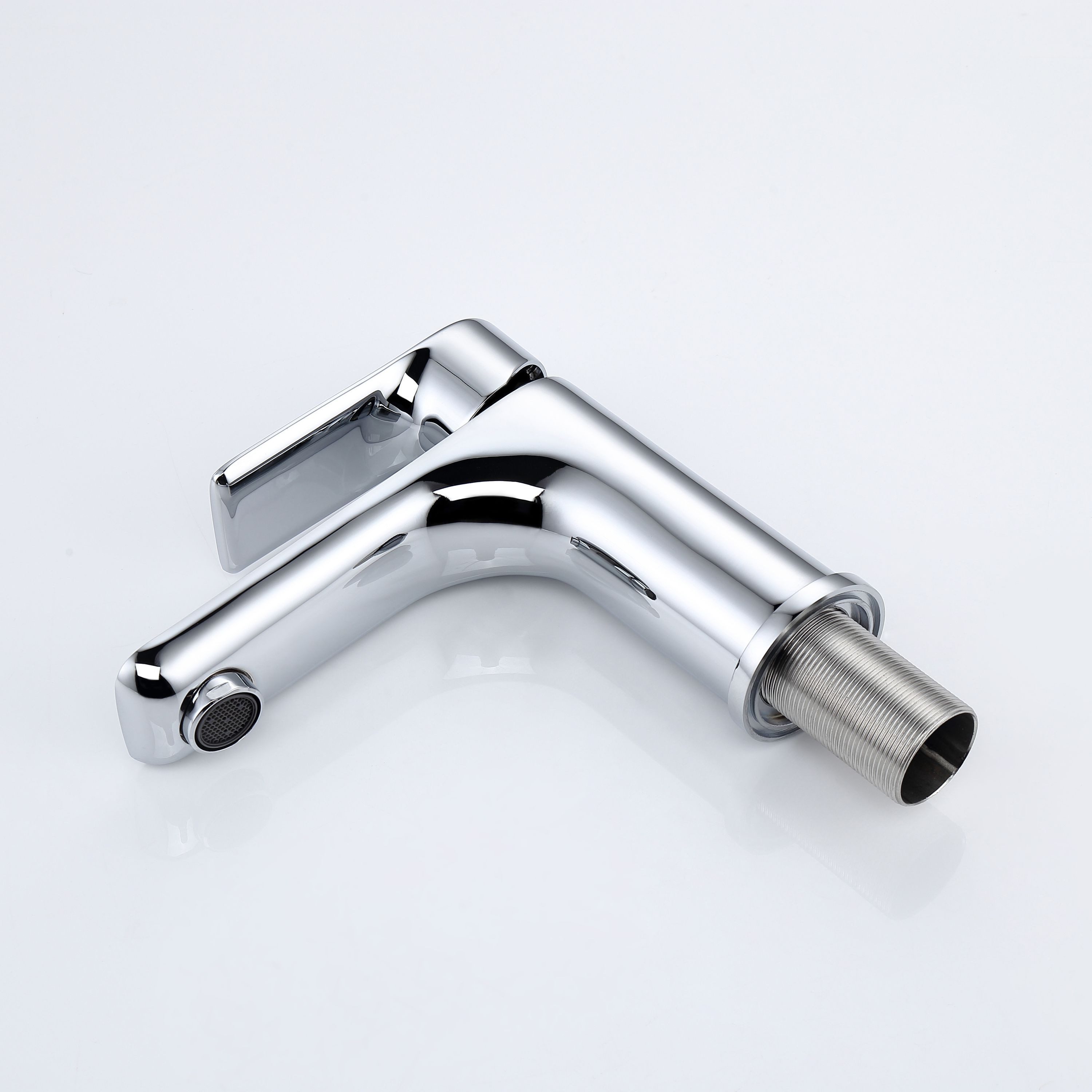 Bernstein Waschtischarmatur 4024C Chrom glänzende Oberfläche