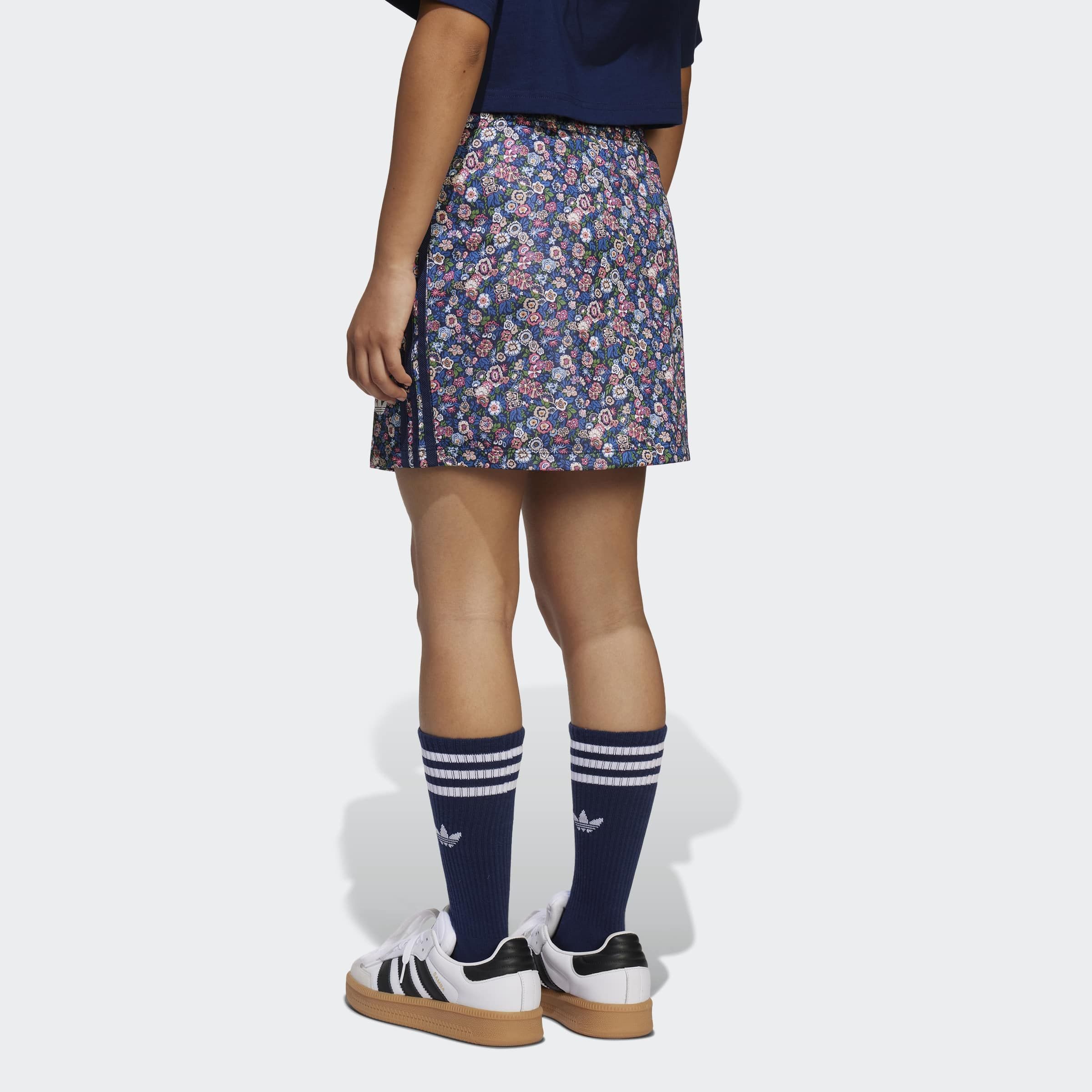 adidas Originals Sweatrock ADIDAS ORIGINALS X LIBERTY LONDON KIDS schmale Passform, aus weichem, strukturiertem Trikotmaterial