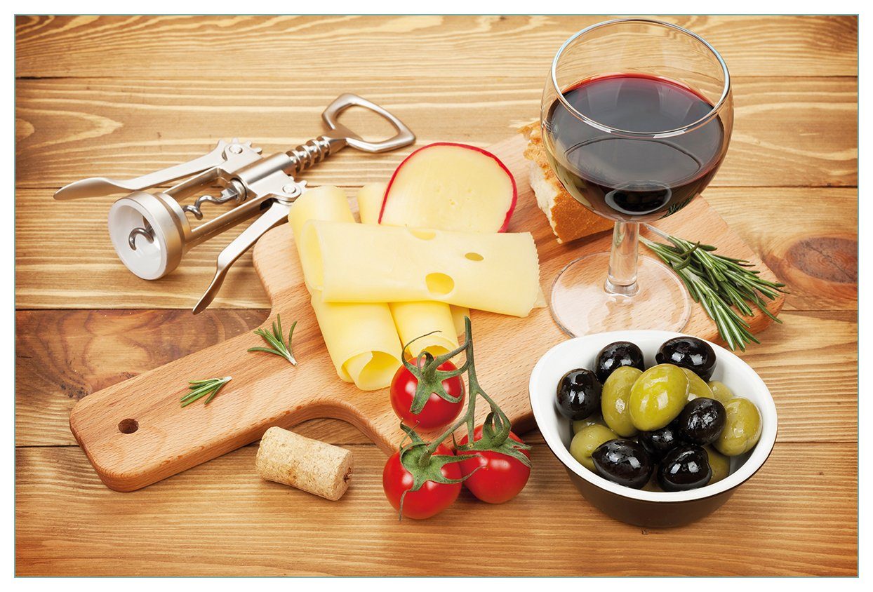 Wallario Küchenrückwand Genuss am Abend - Rotwein, Käseplatte, Oliven und Tomaten, (1-tlg)