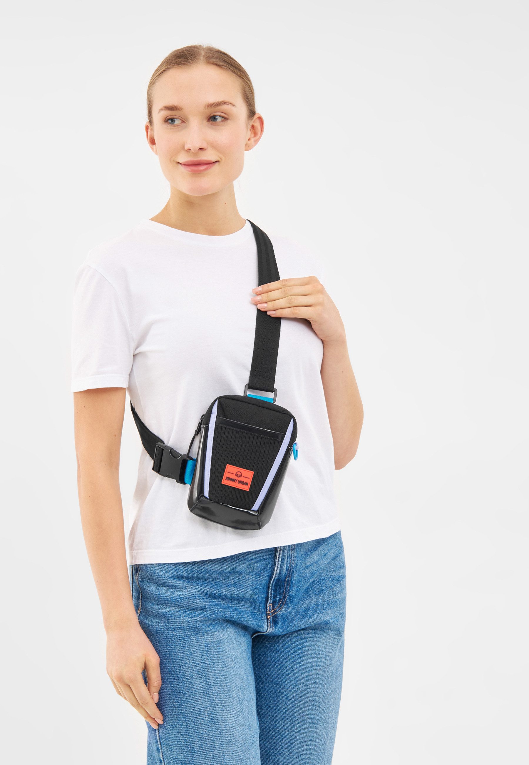 Johnny Urban Umhängetasche Lex Front Pack Brusttasche, Sling Bag, Kleine Handytasche in Lack-Optik, Wasserabweisend