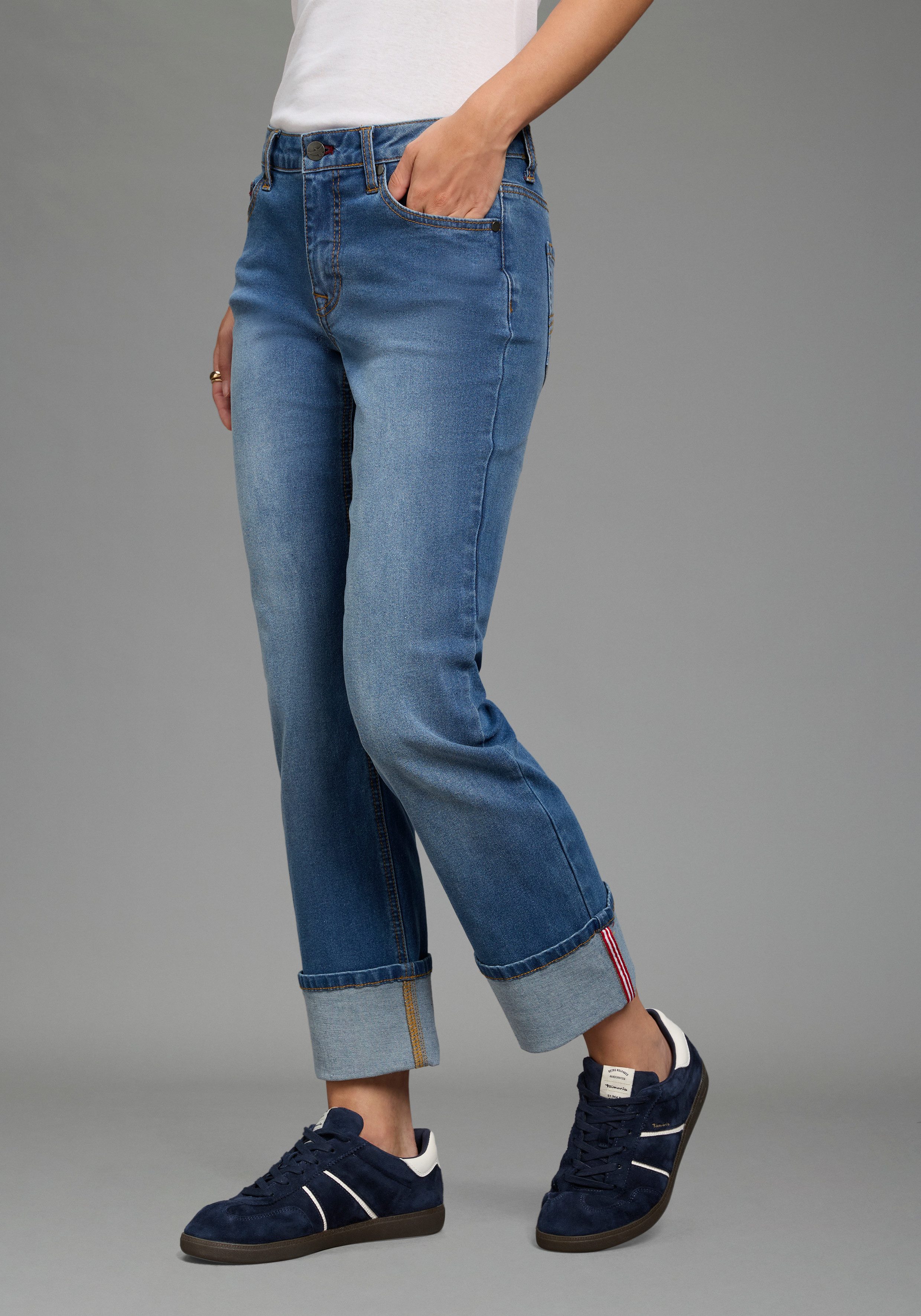 Arizona Straight-Jeans mit Turn-Up gerader Straight-Fit, langer Schnitt, mit Knopf- und Reißverschluss