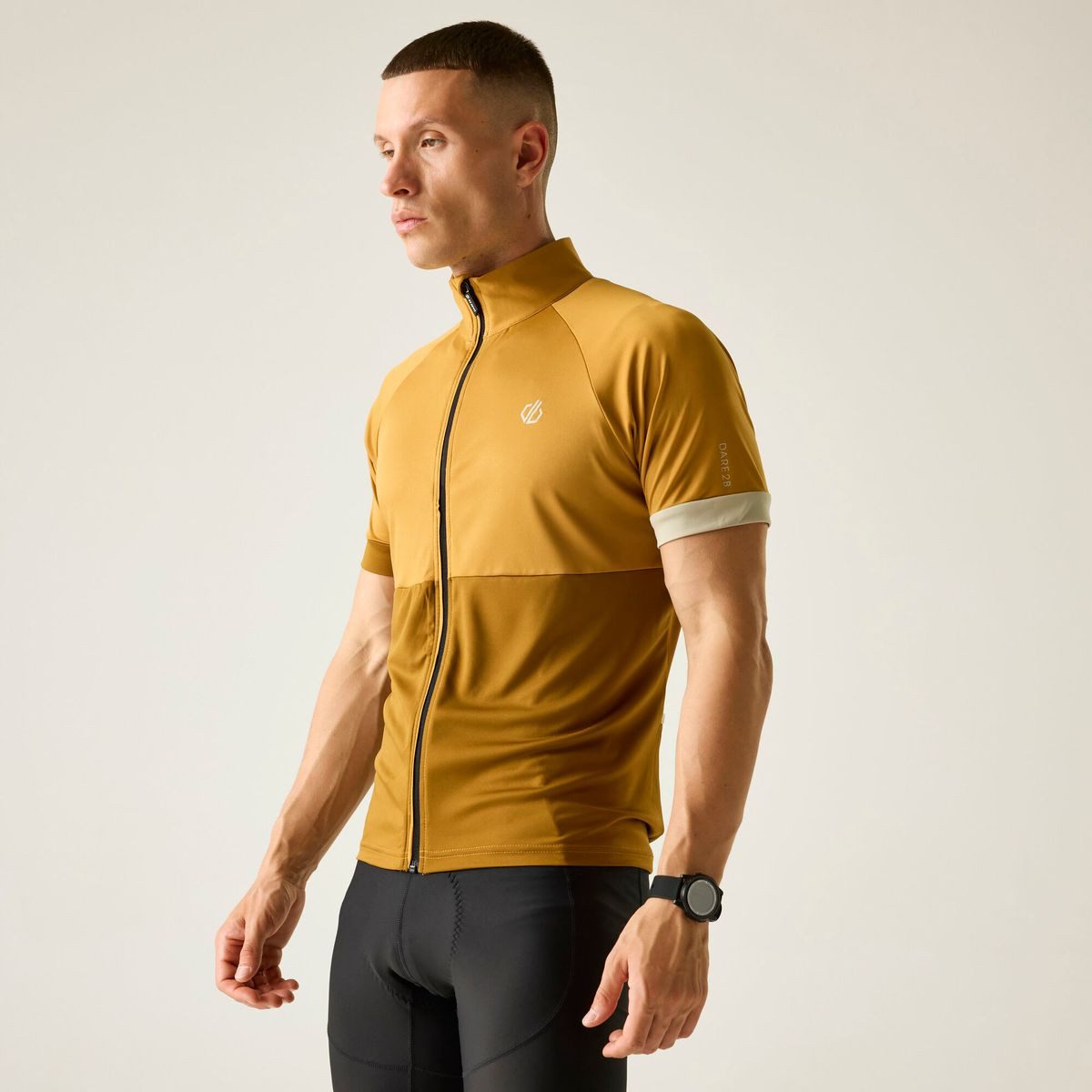 Dare2b Radtrikot Protraction III Jrs Leichtes, schnelltrocknendes Fahrradtrikot mit Belüftungsfunktion und