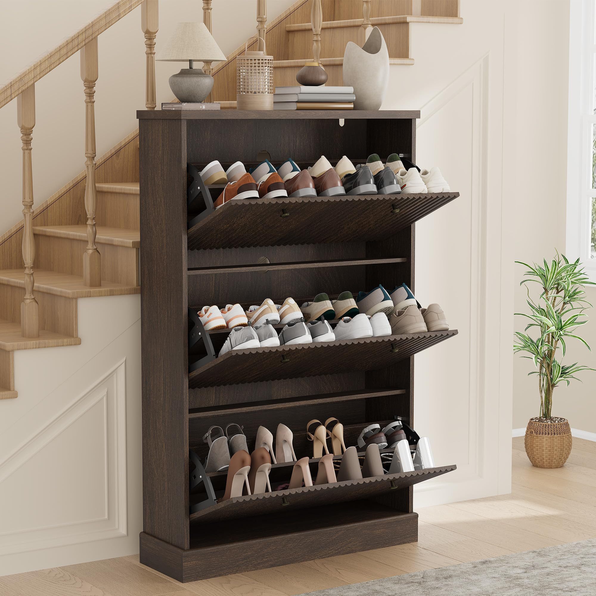 GarveeMore Schuhschrank Moderner Rillenprofil mit 3 Klappschubladen verstellbare Einlegeböden (1-St) (B80/T25/H129 cm) Schuhregal für 18–24 Paar Schuhe, für Flur und Diele