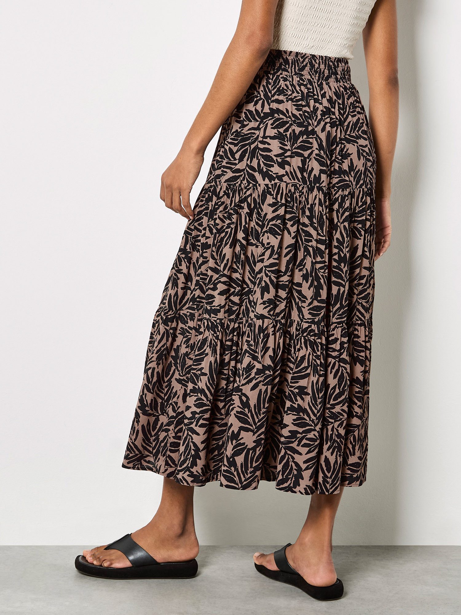 Apricot Midirock Midi-Rock mit Blattprint und Stufen – Bild 5 von 5