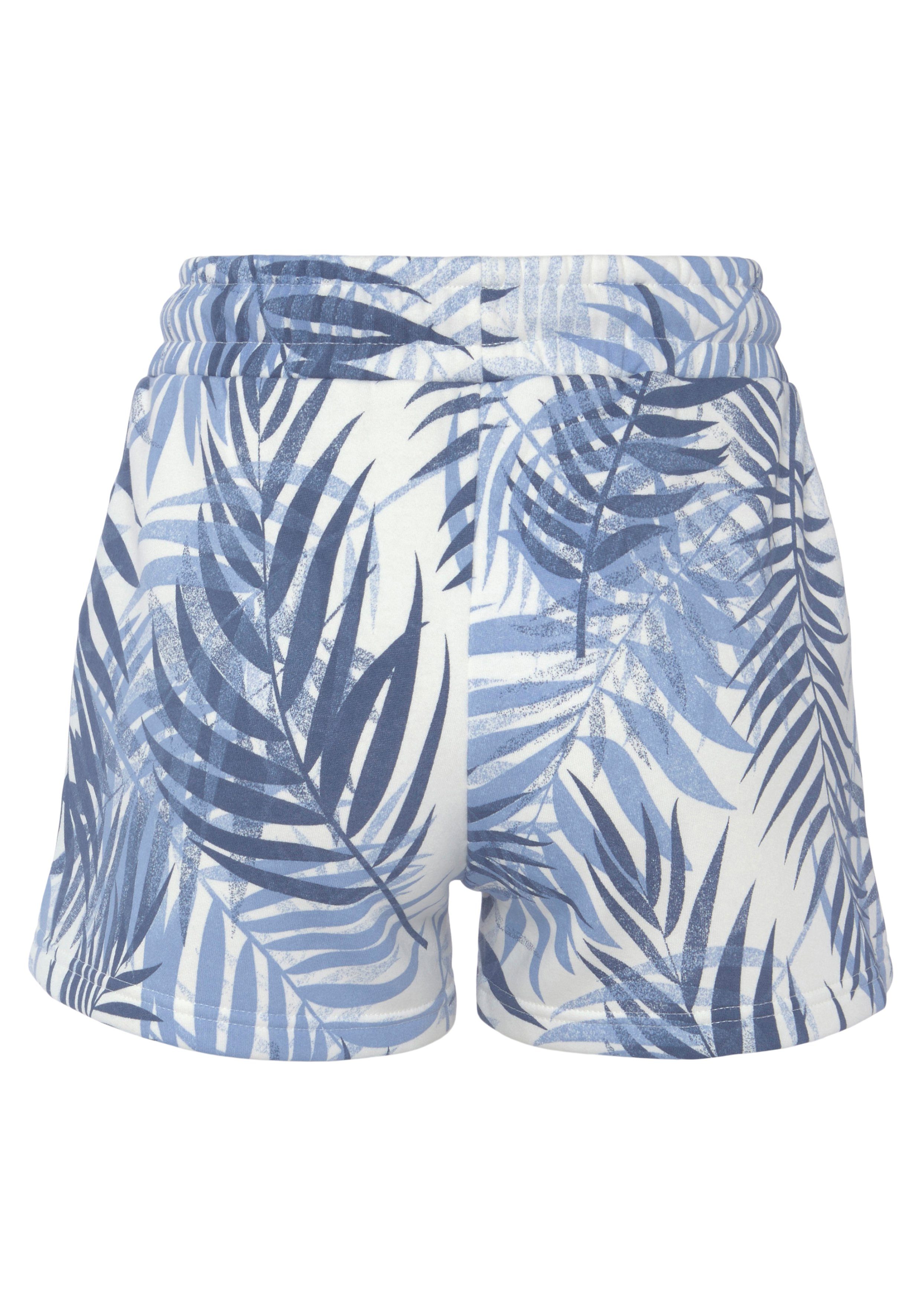 LASCANA Sweatshorts Loungeshorts im schönen Allover-Blätterdruck, Loungewear