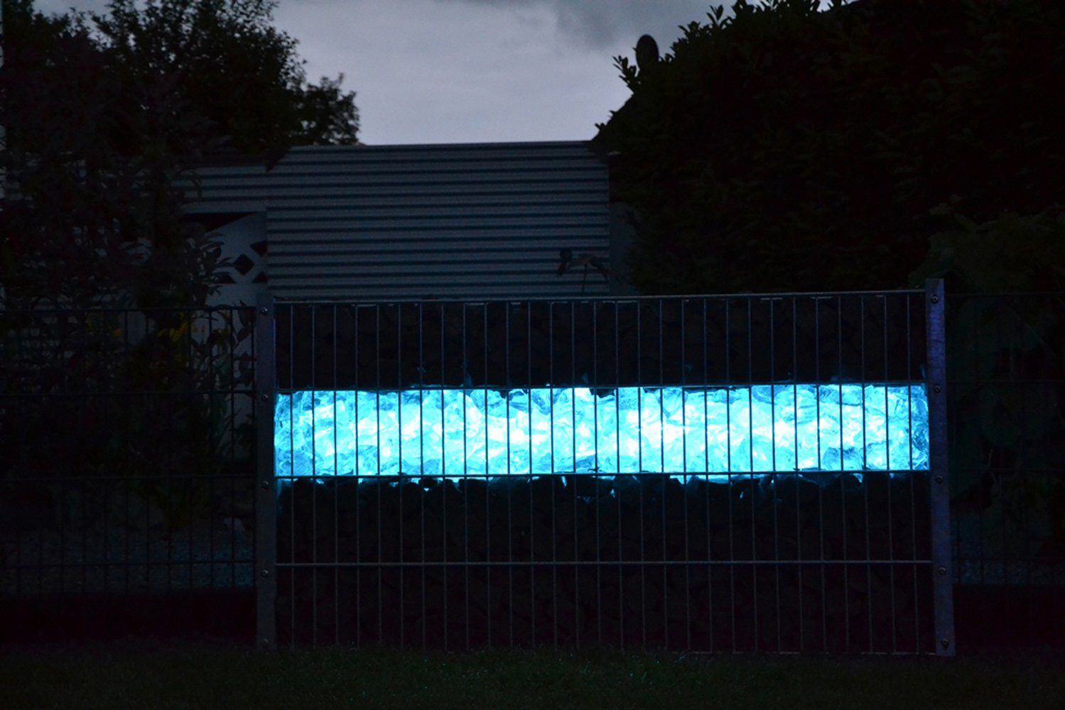 XENON Gabionen Blau, mit 153cm Röhr Außen-Wandleuchte 1634 T8, LED Xenon Röhre LED Kunststoff-Röhre LED