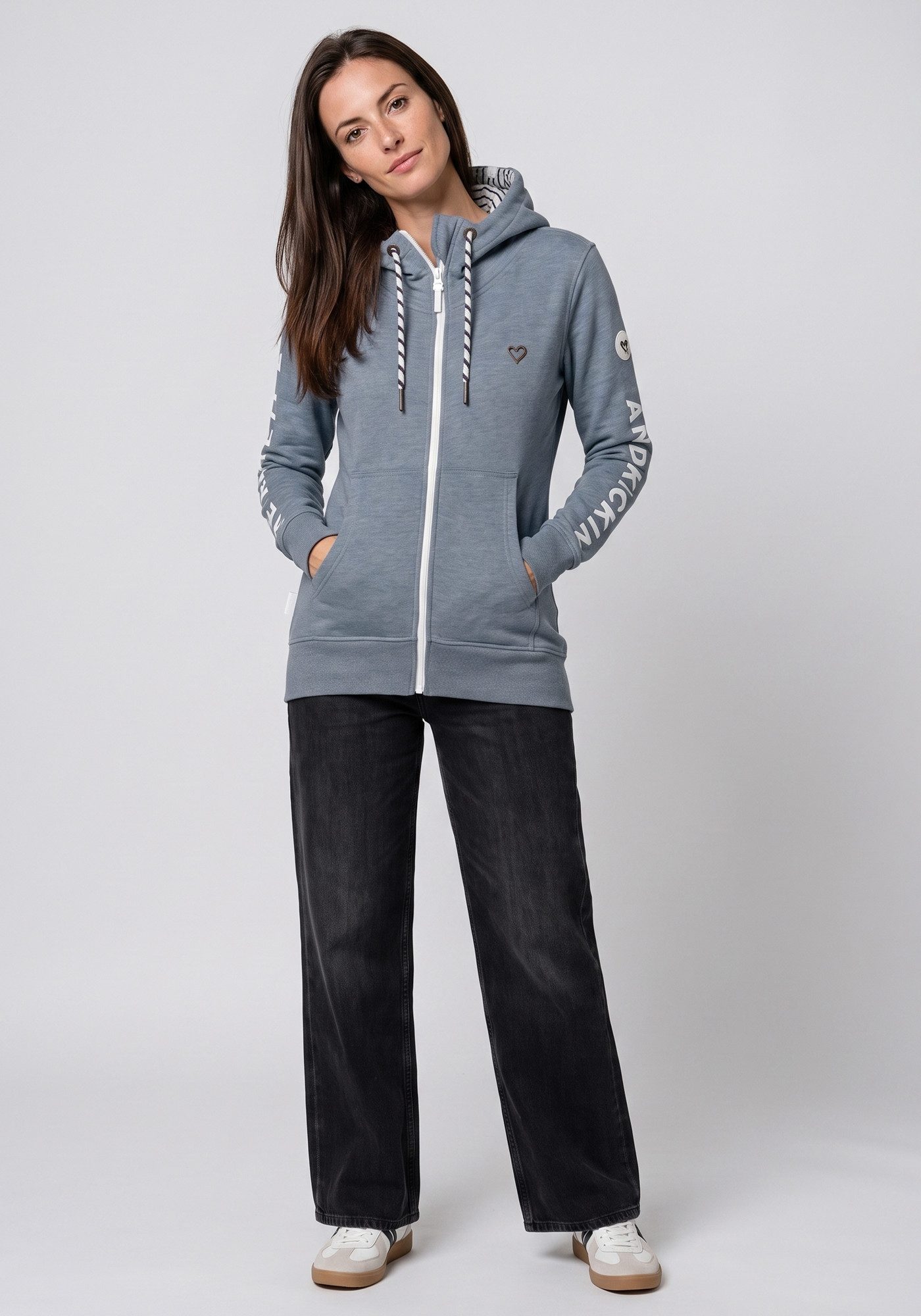Alife & Kickin Sweatjacke JessyAK A leichte Kapuzensweatjackemit Logo-Schriftzug auf den Ärmeln – Bild 4 von 5