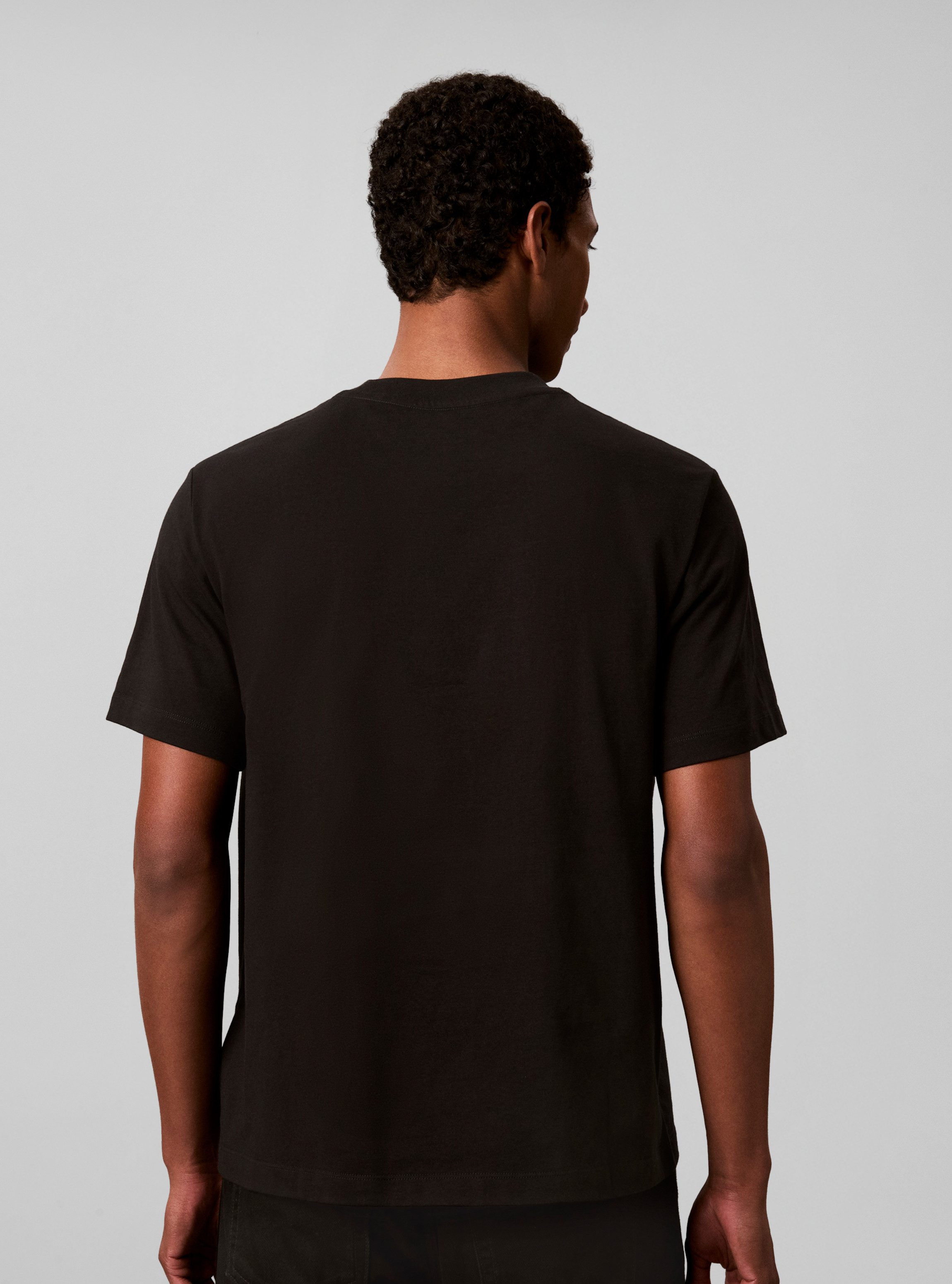 Calvin Klein T-Shirt CALVIN GRAPHIC Regular fit mit Rundhalsausschnitt